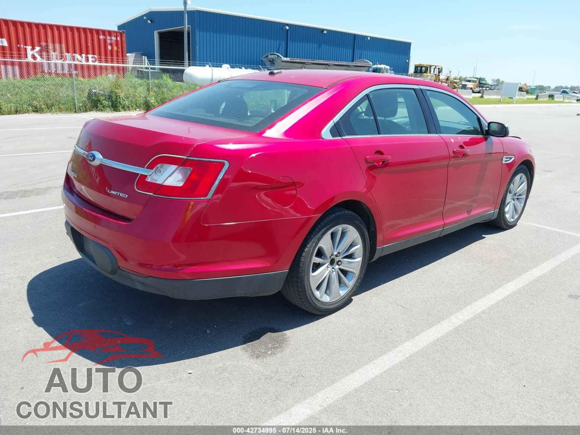 FORD TAURUS 2011 - 1FAHP2FW2BG151508