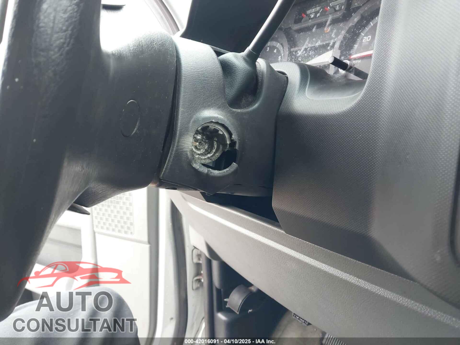 FORD E-350 SUPER DUTY 2011 - 1FDNE3BL2BDB21572