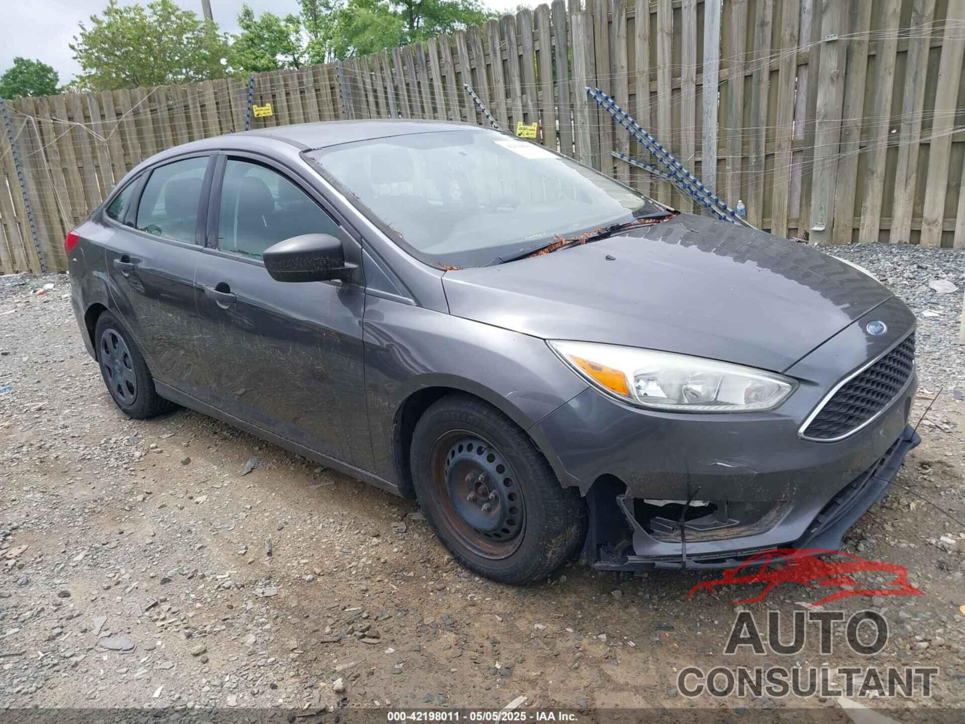 FORD FOCUS 2015 - 1FADP3E26FL304861