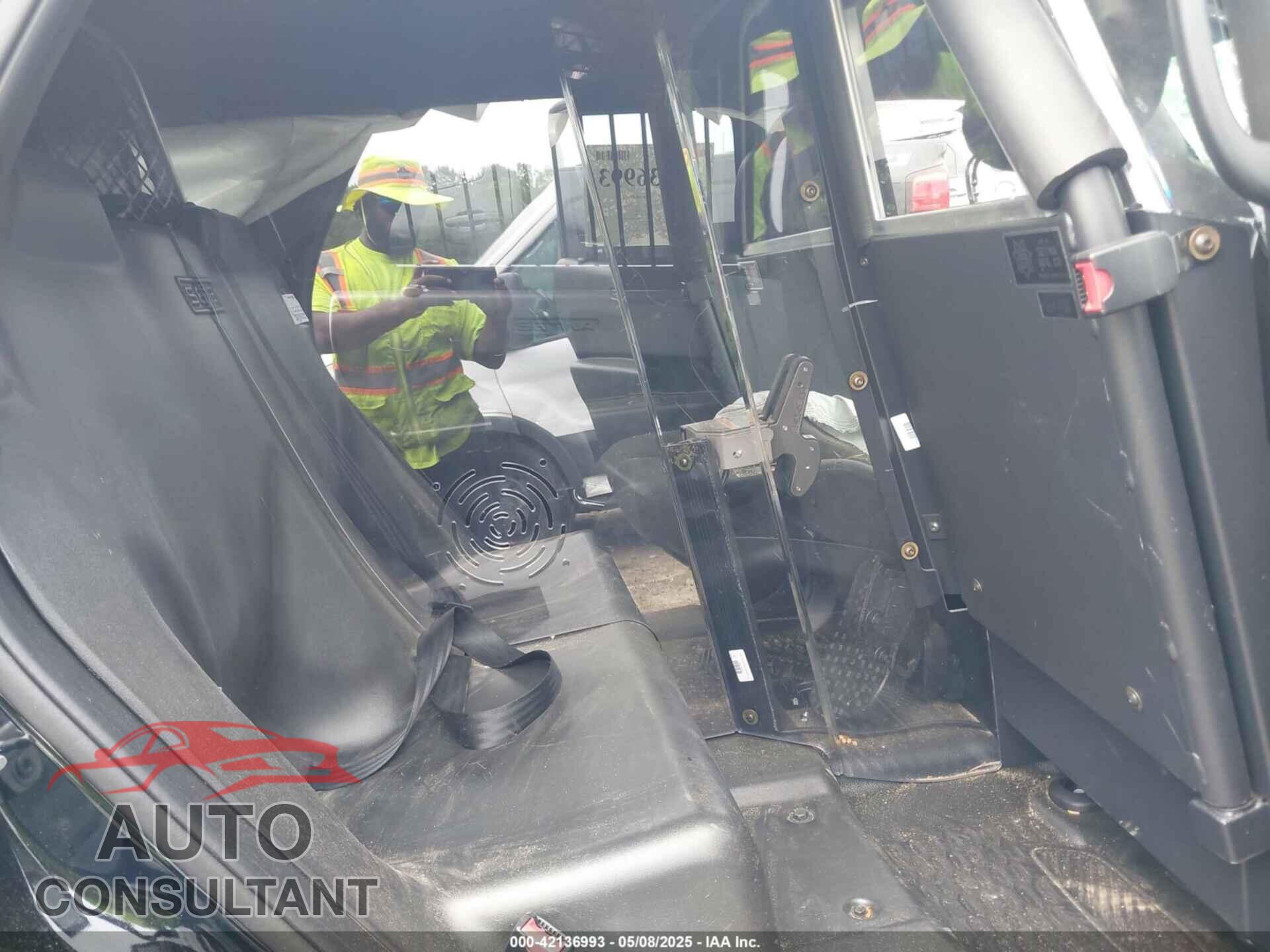 DODGE DURANGO 2023 - 1C4SDJFT1PC691567