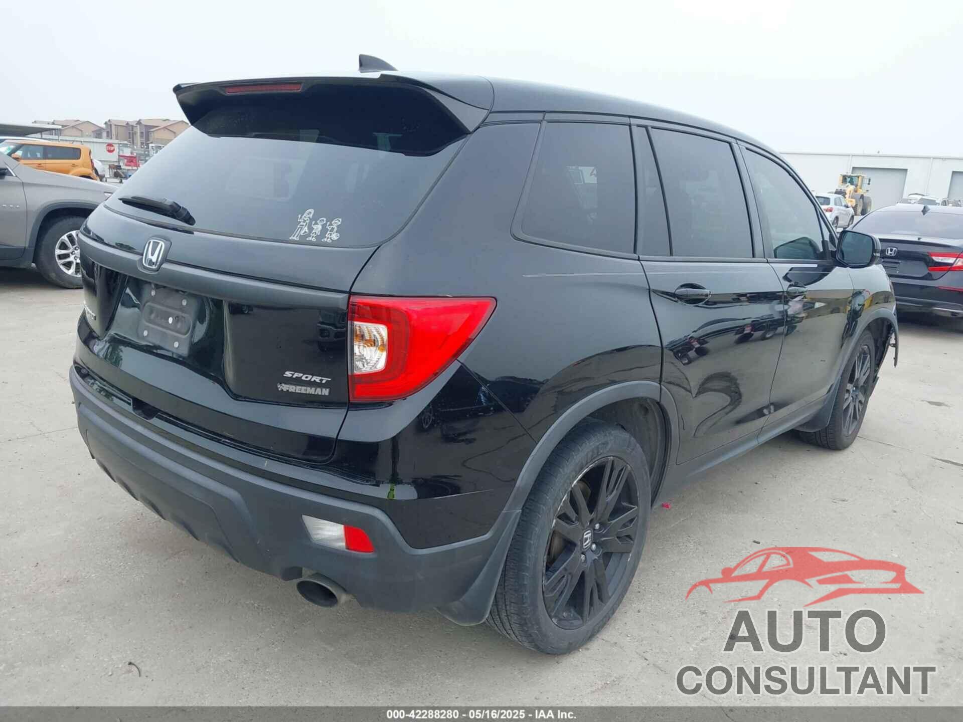 HONDA PASSPORT 2019 - 5FNYF7H25KB008597