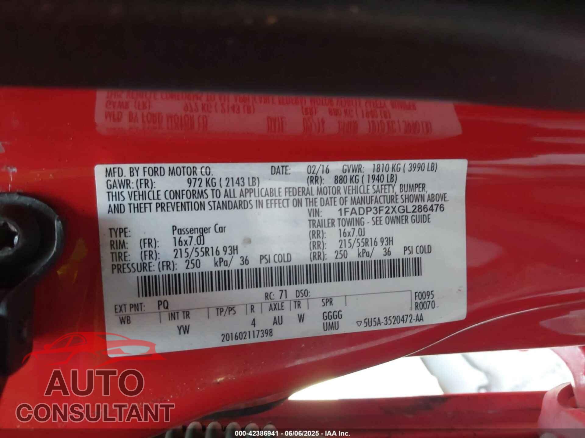 FORD FOCUS 2016 - 1FADP3F2XGL286476