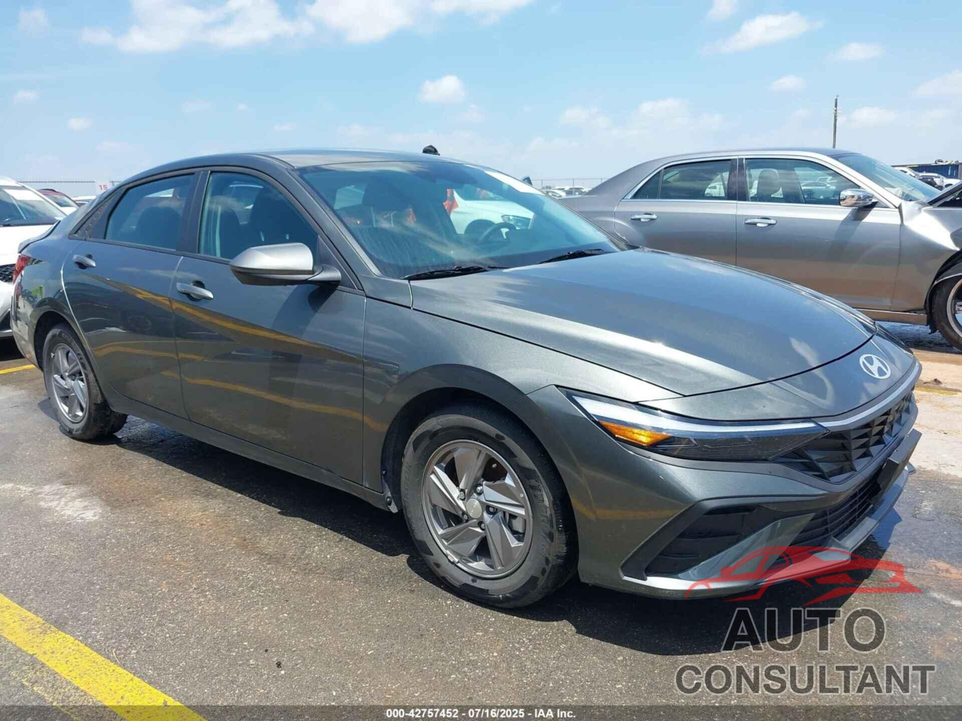 HYUNDAI ELANTRA 2025 - KMHLL4DGXSU954300