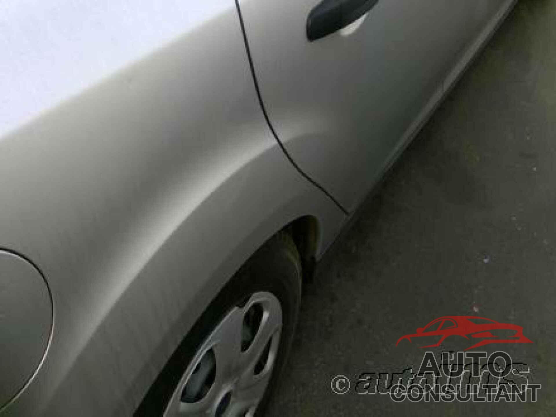 FORD FOCUS 2015 - 1FADP3E26FL326097