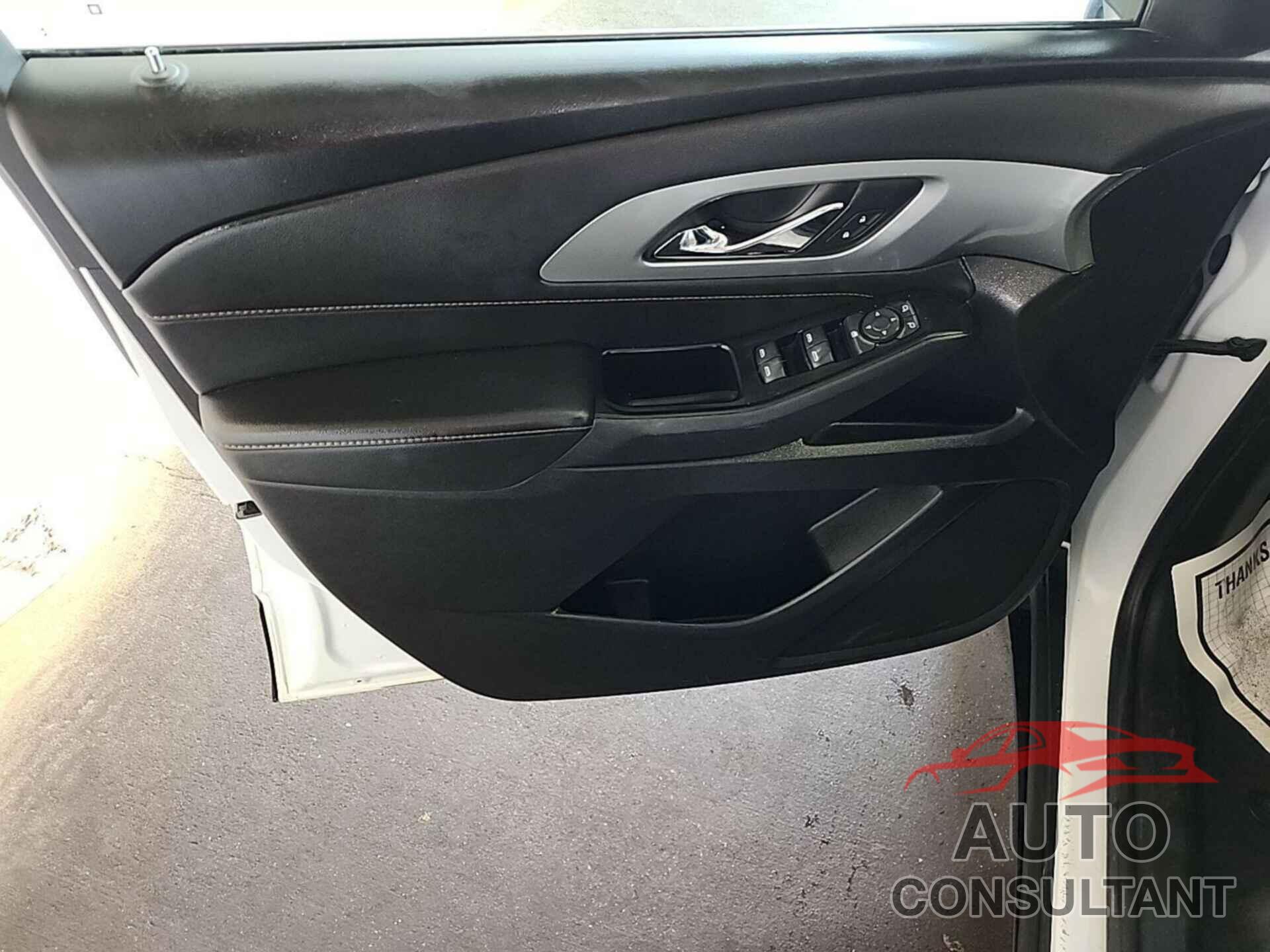 CHEVROLET TRAVERSE 2019 - 1GNERMKWXKJ232209