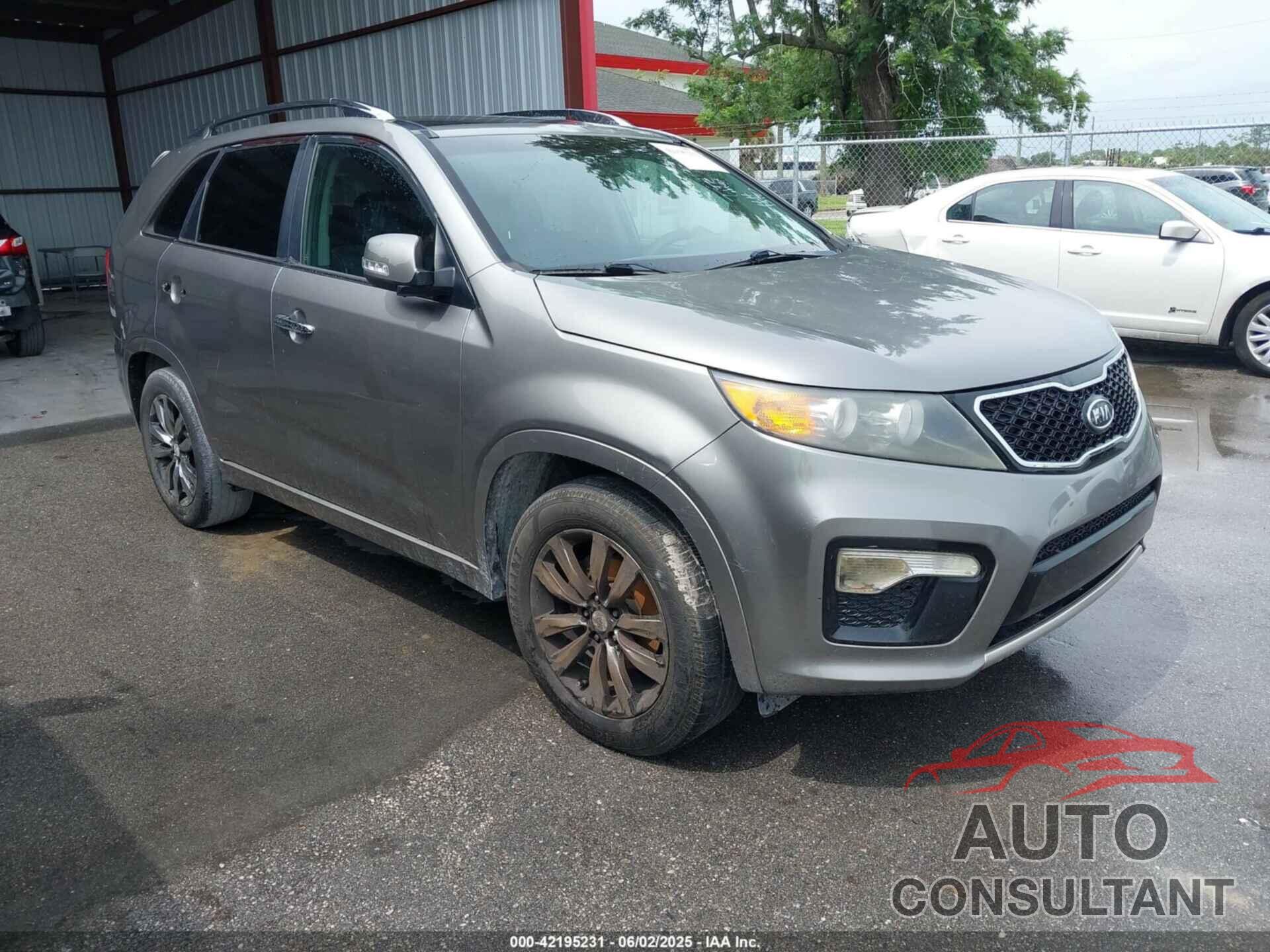 KIA SORENTO 2012 - 5XYKW4A29CG304778