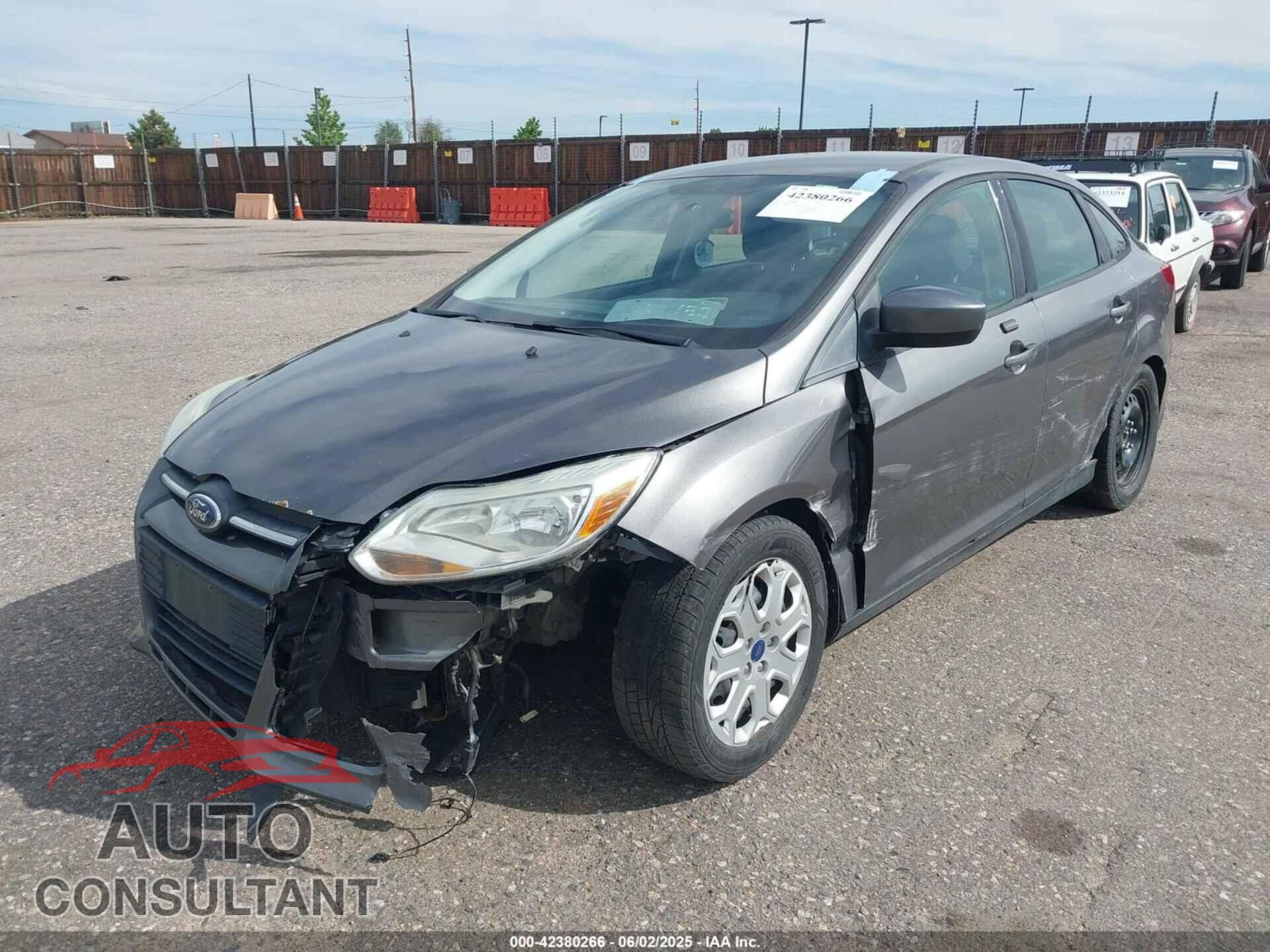 FORD FOCUS 2012 - 1FAHP3F28CL445832