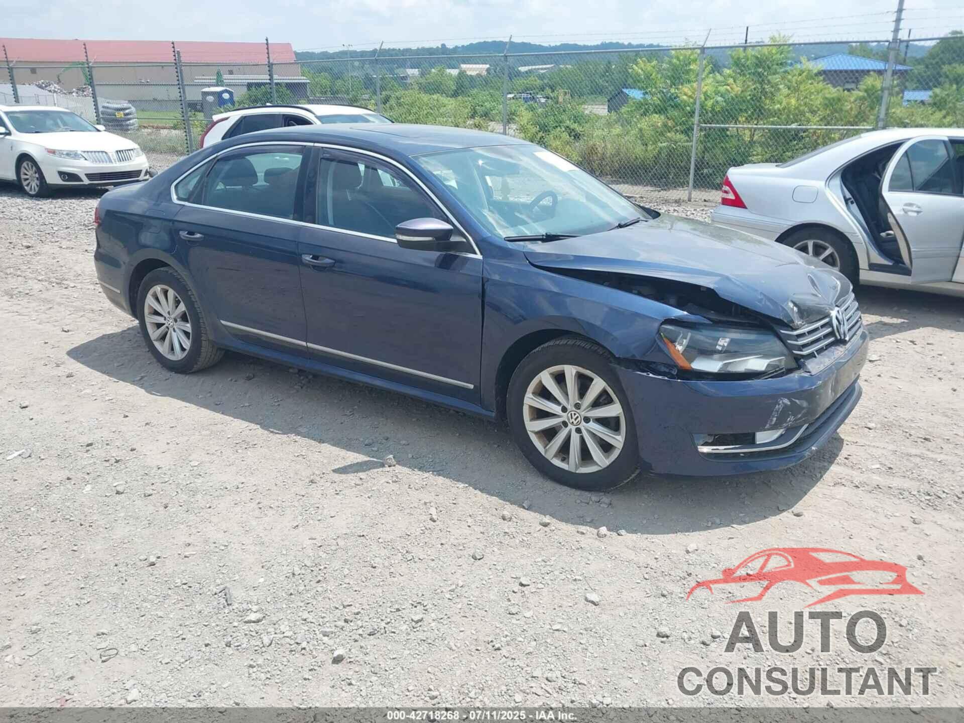 VOLKSWAGEN PASSAT 2013 - 1VWCP7A32DC067792