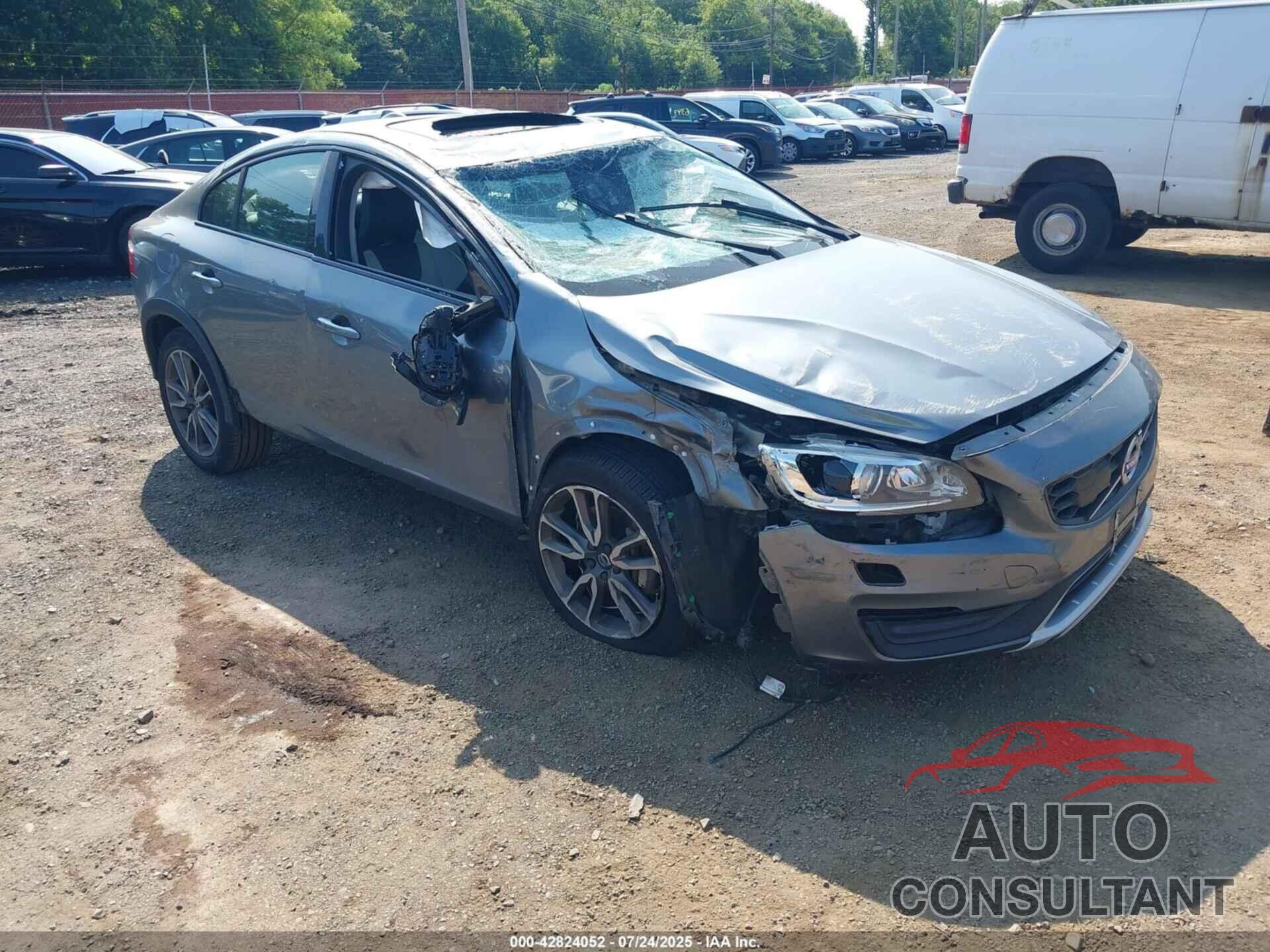 VOLVO S60 CROSS COUNTRY 2017 - YV440MUM8H2003800