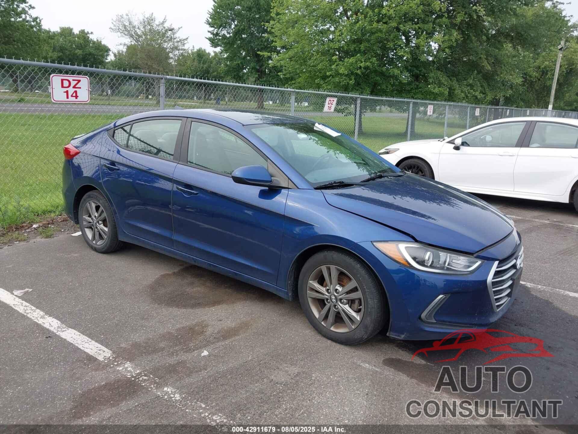 HYUNDAI ELANTRA 2017 - 5NPD84LF8HH064528