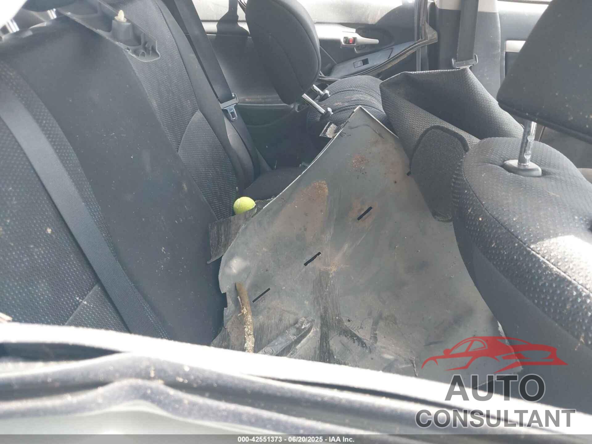 TOYOTA MATRIX 2010 - 2T1KU4EE9AC372193
