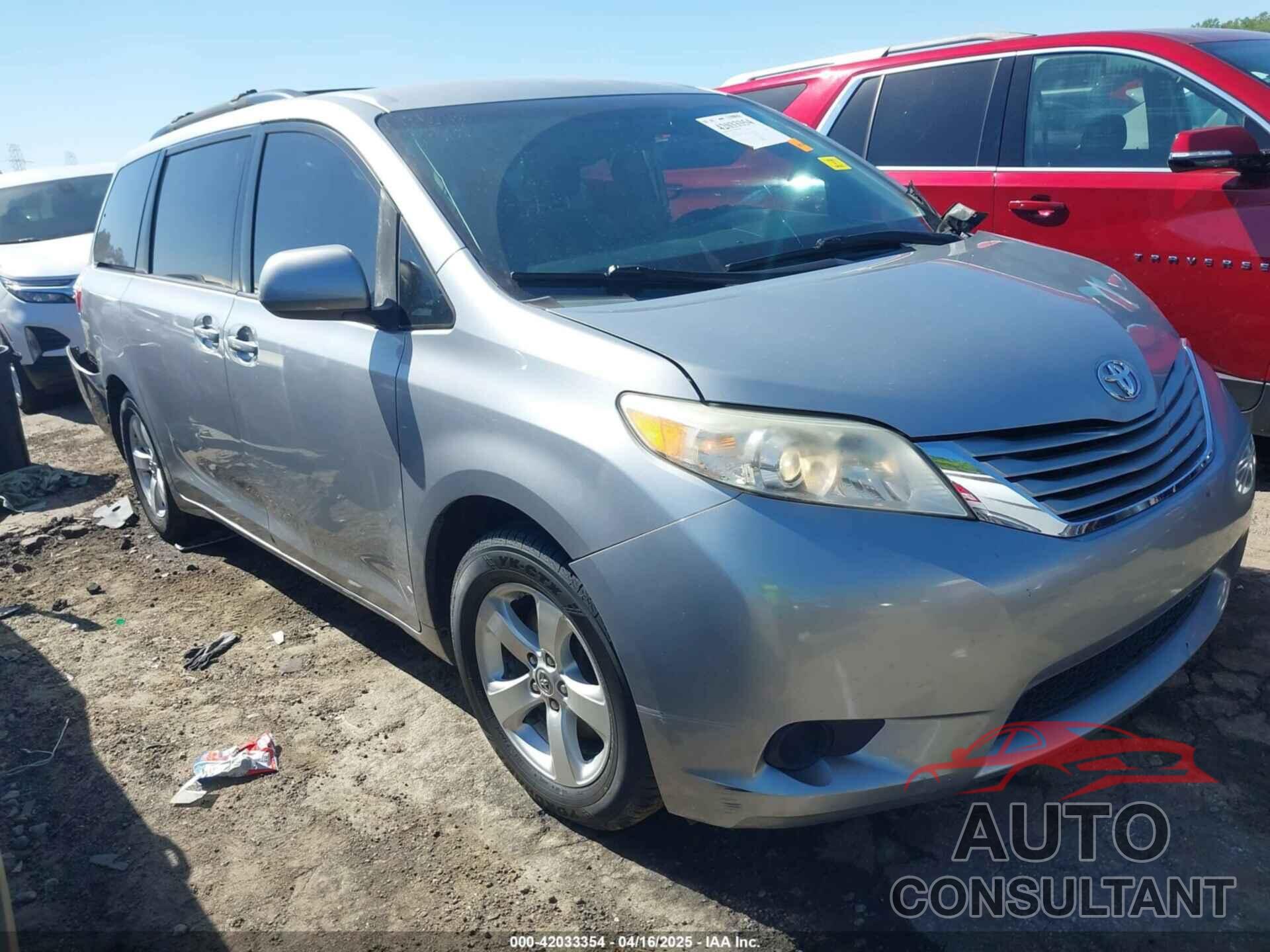 TOYOTA SIENNA 2015 - 5TDKK3DC5FS575998