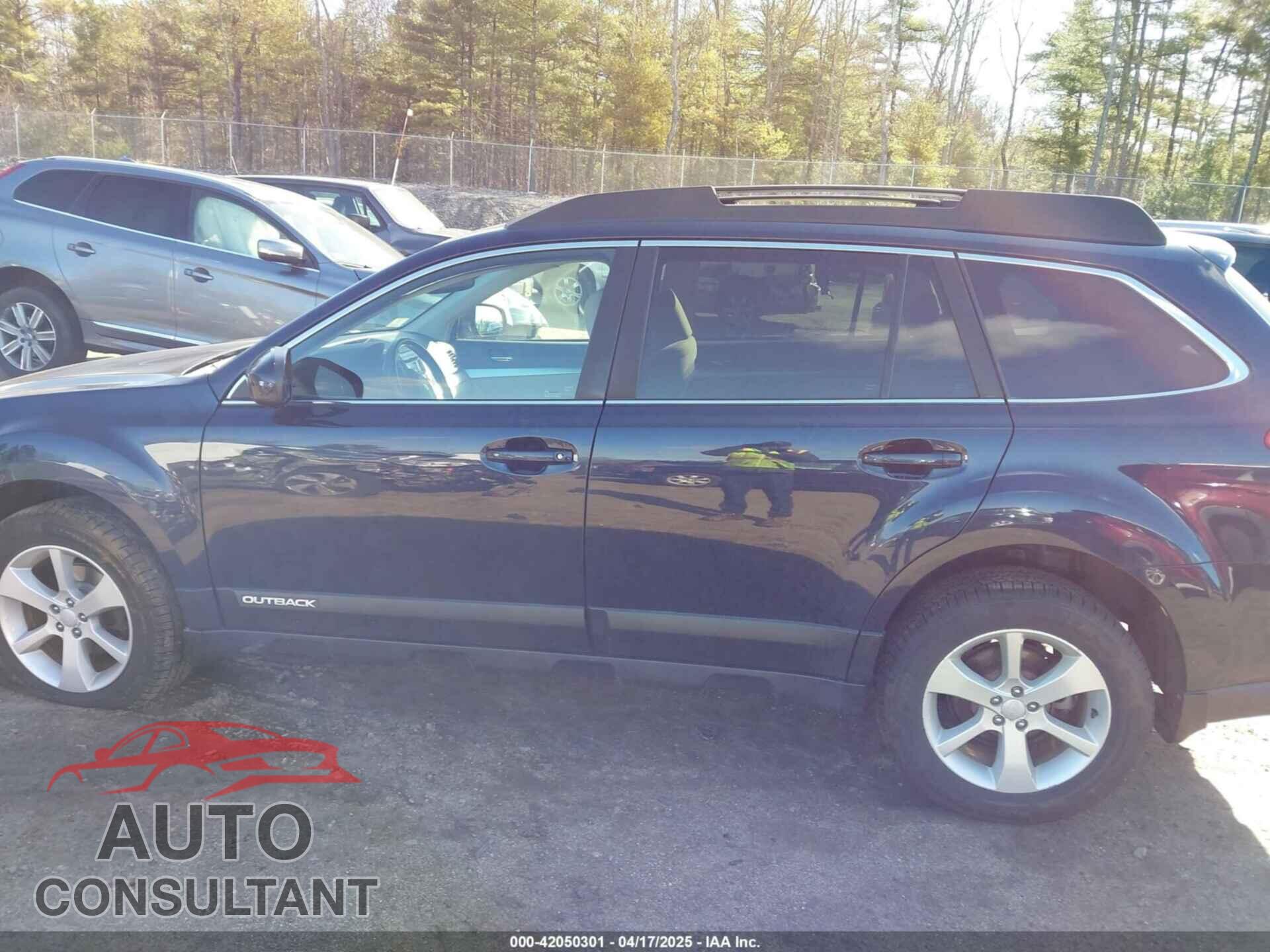SUBARU OUTBACK 2013 - 4S4BRBCC3D3260778