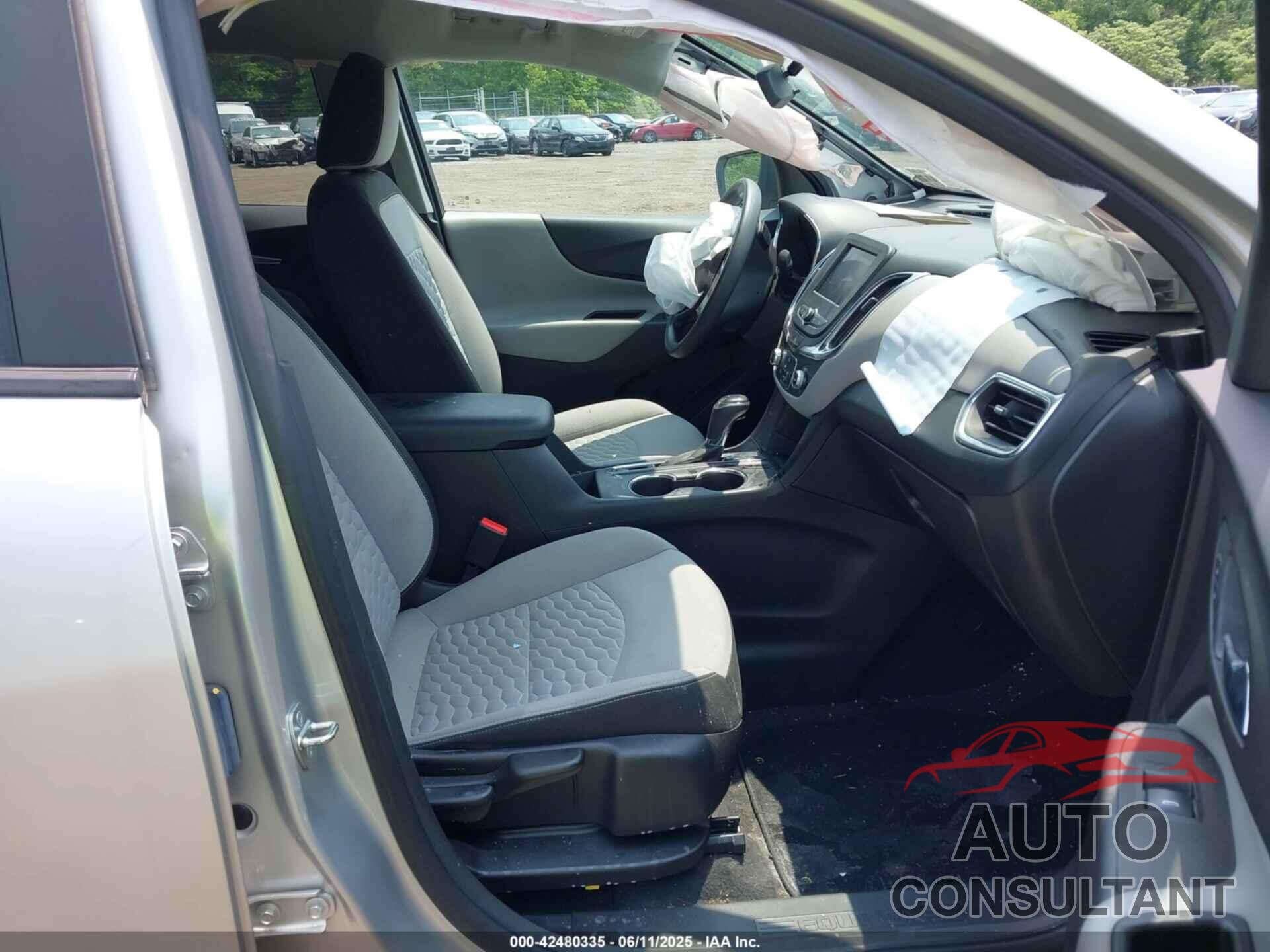 CHEVROLET EQUINOX 2021 - 3GNAXHEV3MS104118