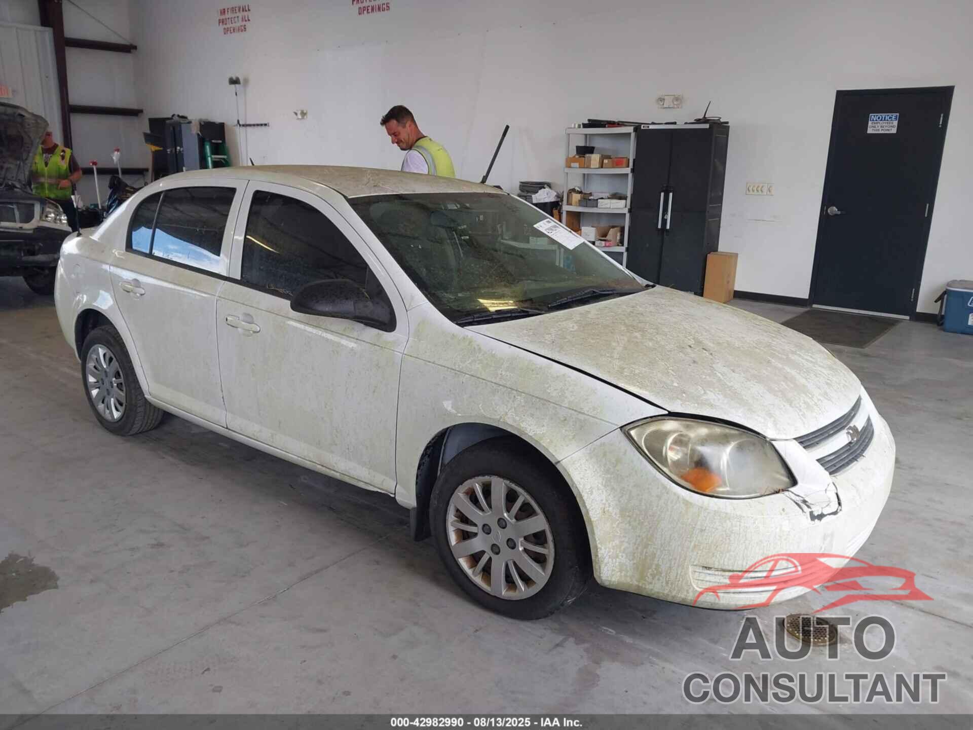 CHEVROLET COBALT 2010 - 1G1AB5F54A7215686