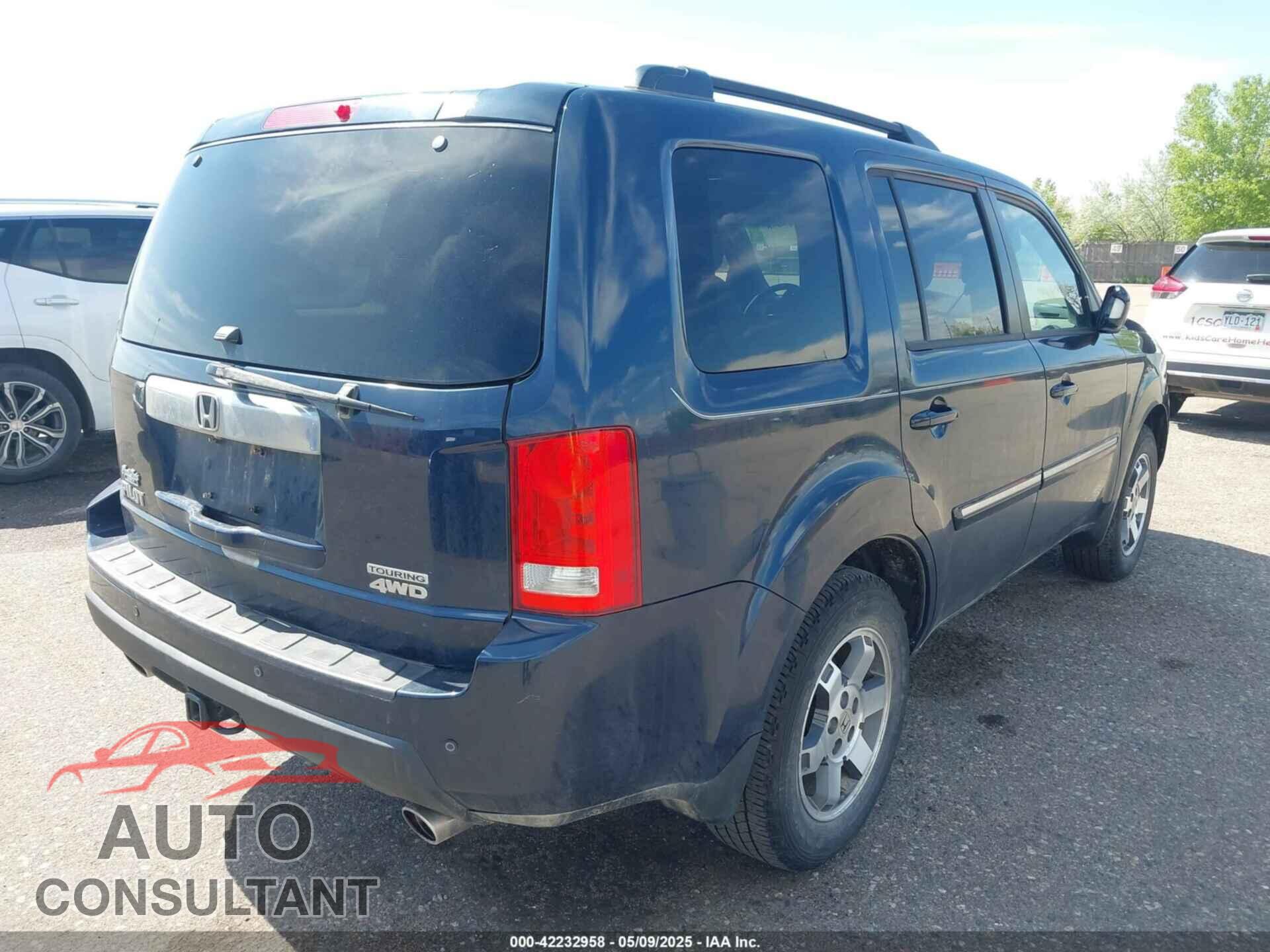 HONDA PILOT 2011 - 5FNYF4H94BB087319