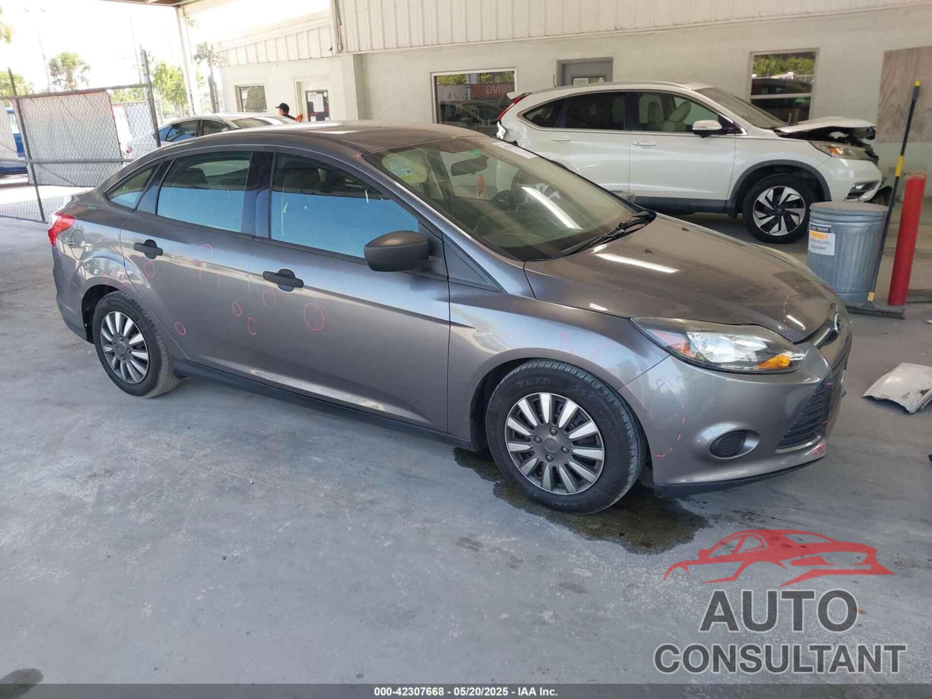 FORD FOCUS 2013 - 1FADP3E26DL187358
