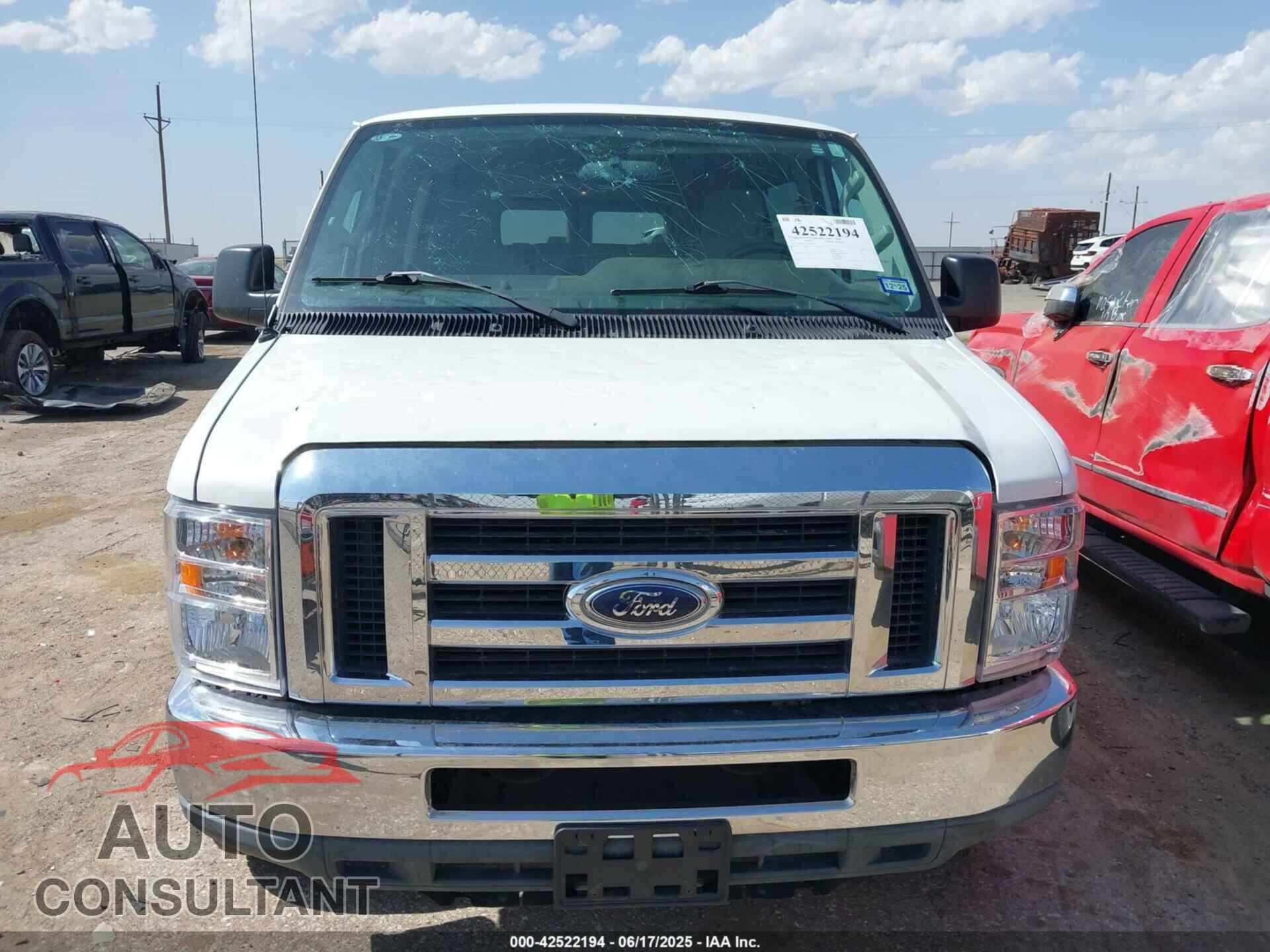 FORD E-350 SUPER DUTY 2011 - 1FBSS3BL5BDA35967