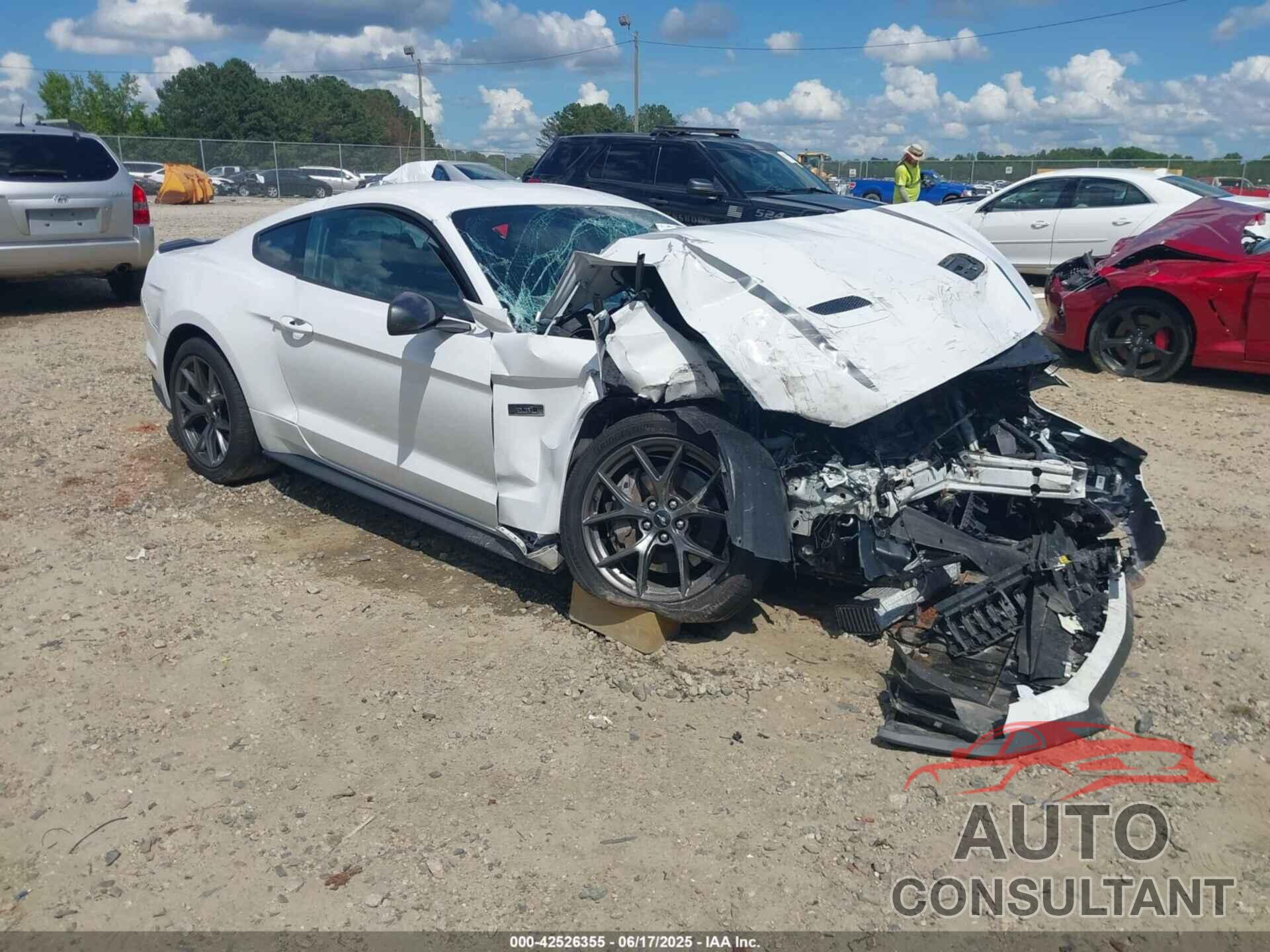 FORD MUSTANG 2020 - 1FA6P8TD1L5187913
