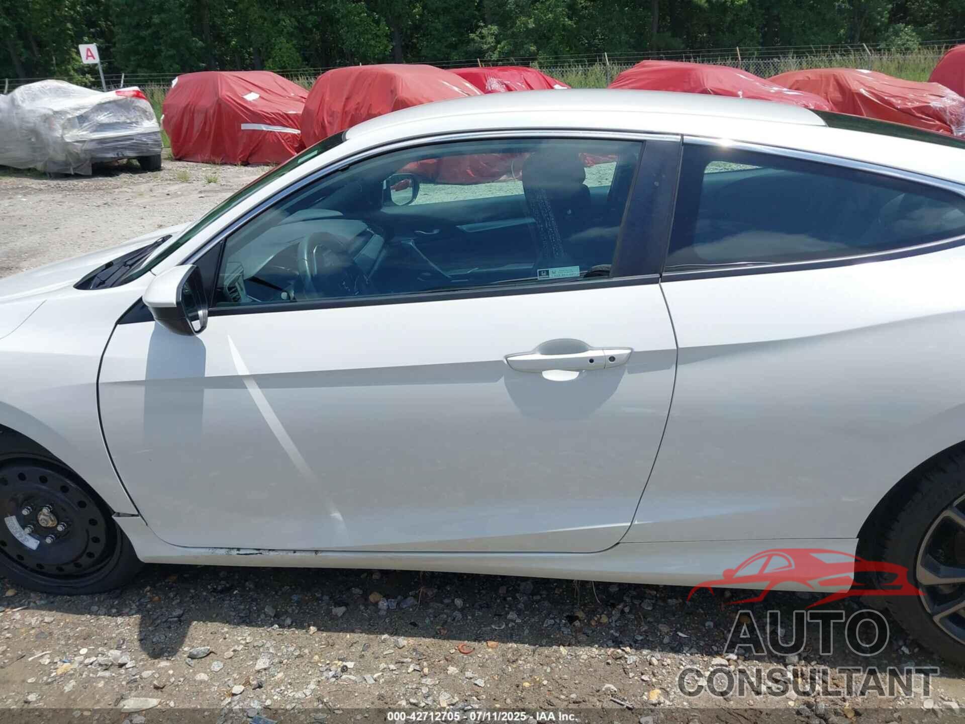 HONDA CIVIC 2019 - 2HGFC4B88KH300607