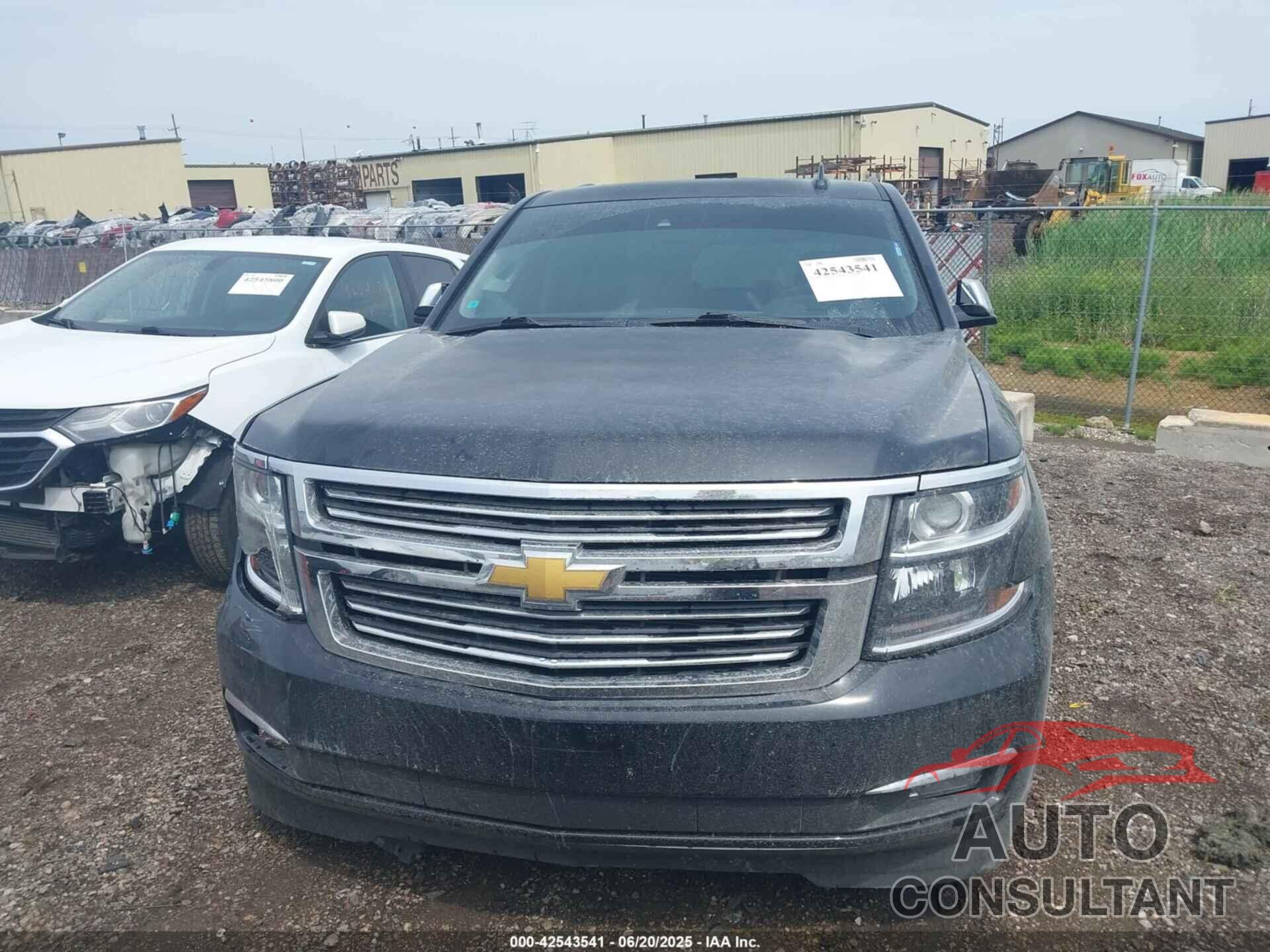 CHEVROLET SUBURBAN 1500 2015 - 1GNSKKKC8FR698374