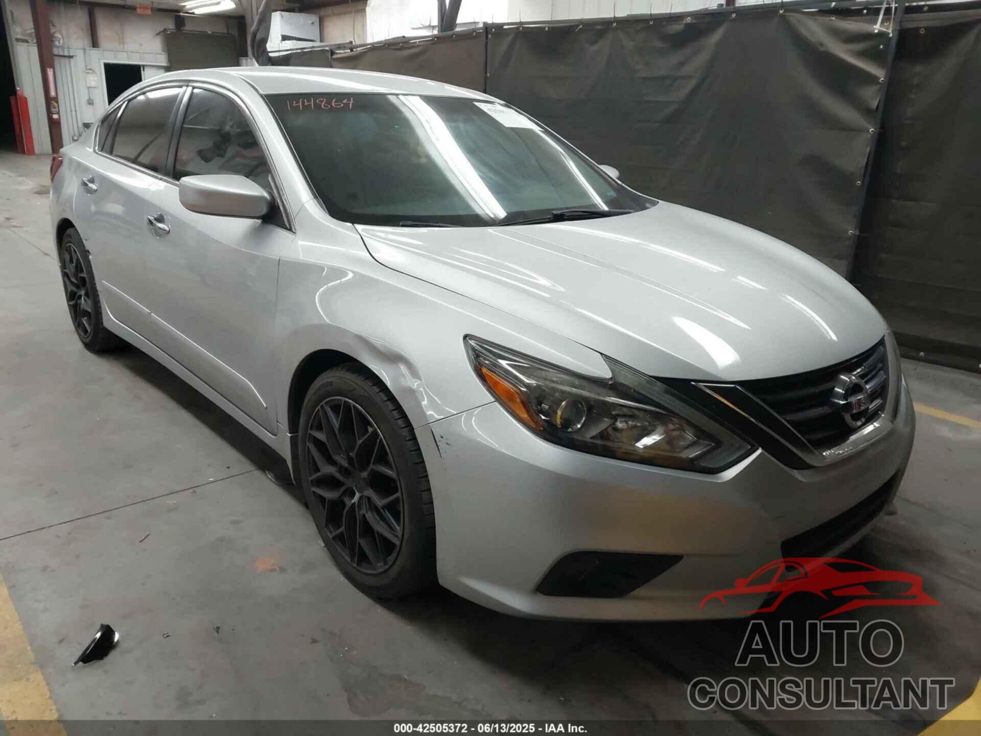 NISSAN ALTIMA 2017 - 1N4AL3AP7HC144864