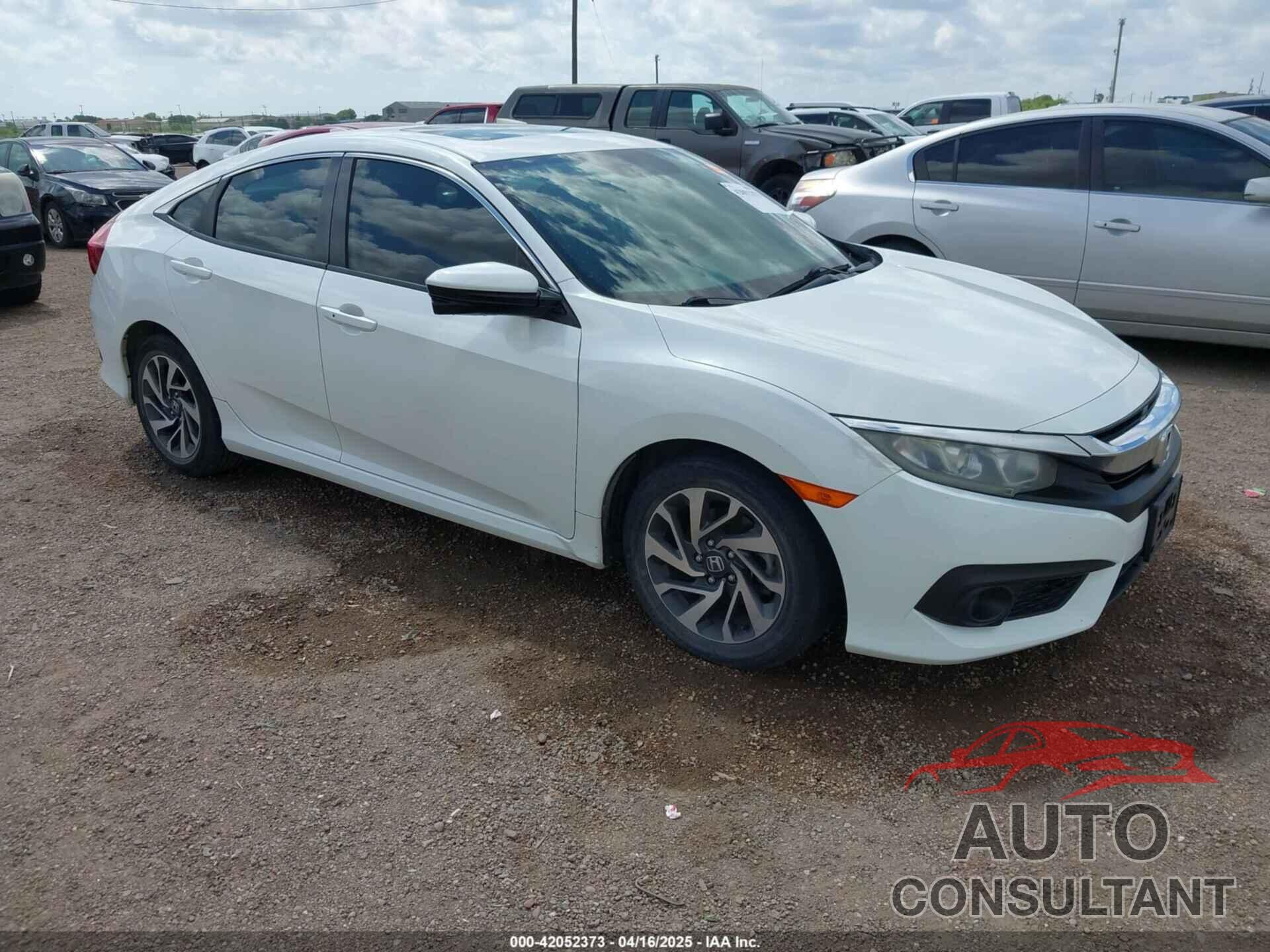 HONDA CIVIC 2018 - 19XFC2F84JE024661