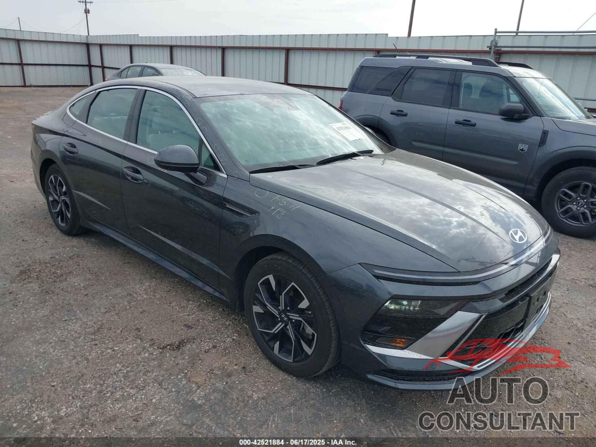 HYUNDAI SONATA 2024 - KMHL64JA6RA388543