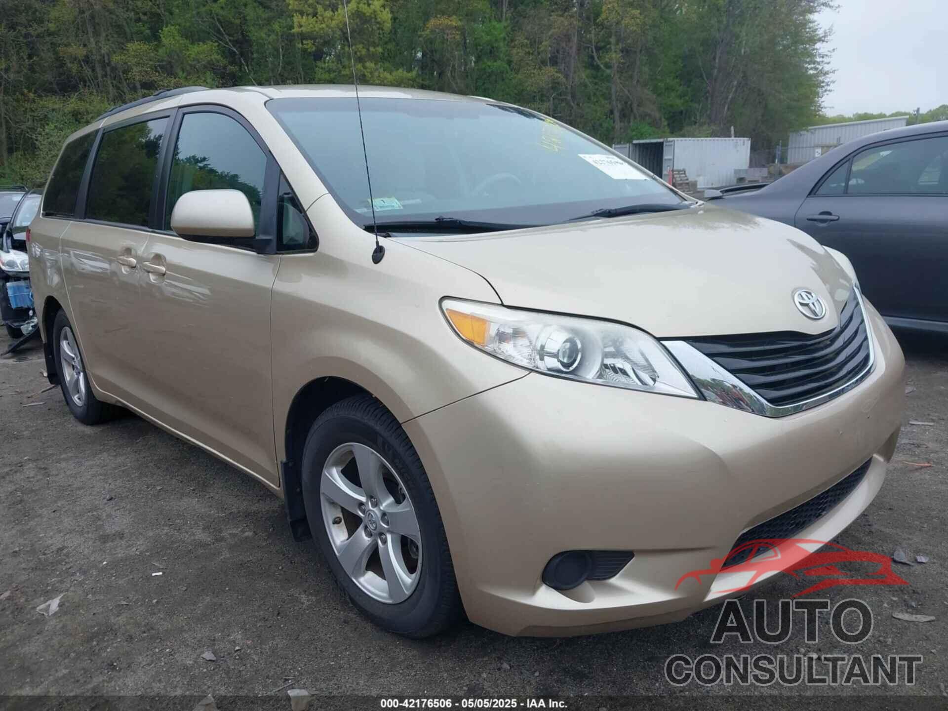 TOYOTA SIENNA 2013 - 5TDKK3DC2DS303647
