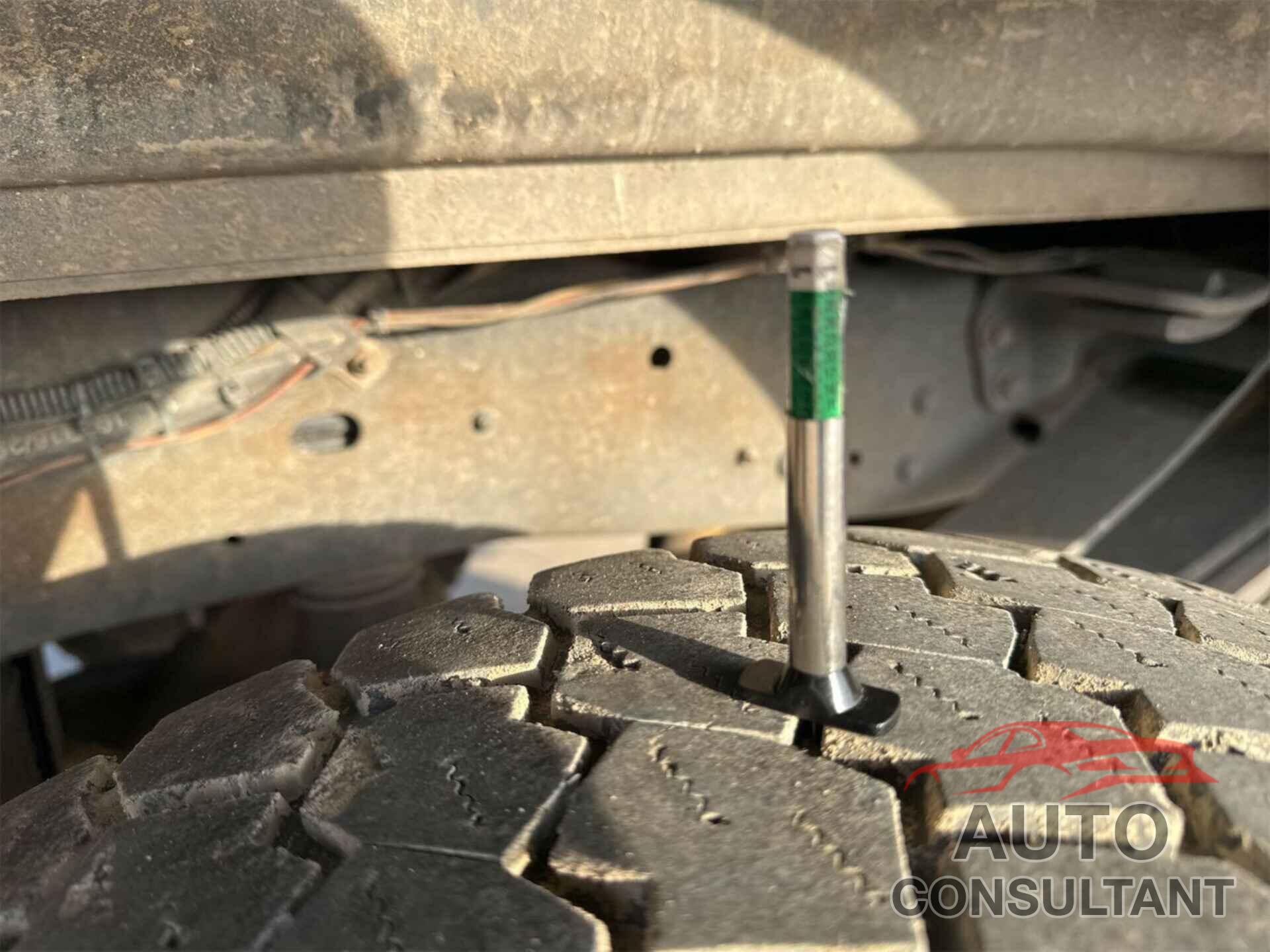FORD F-250 2012 - 1FT7W2B66CEC58671