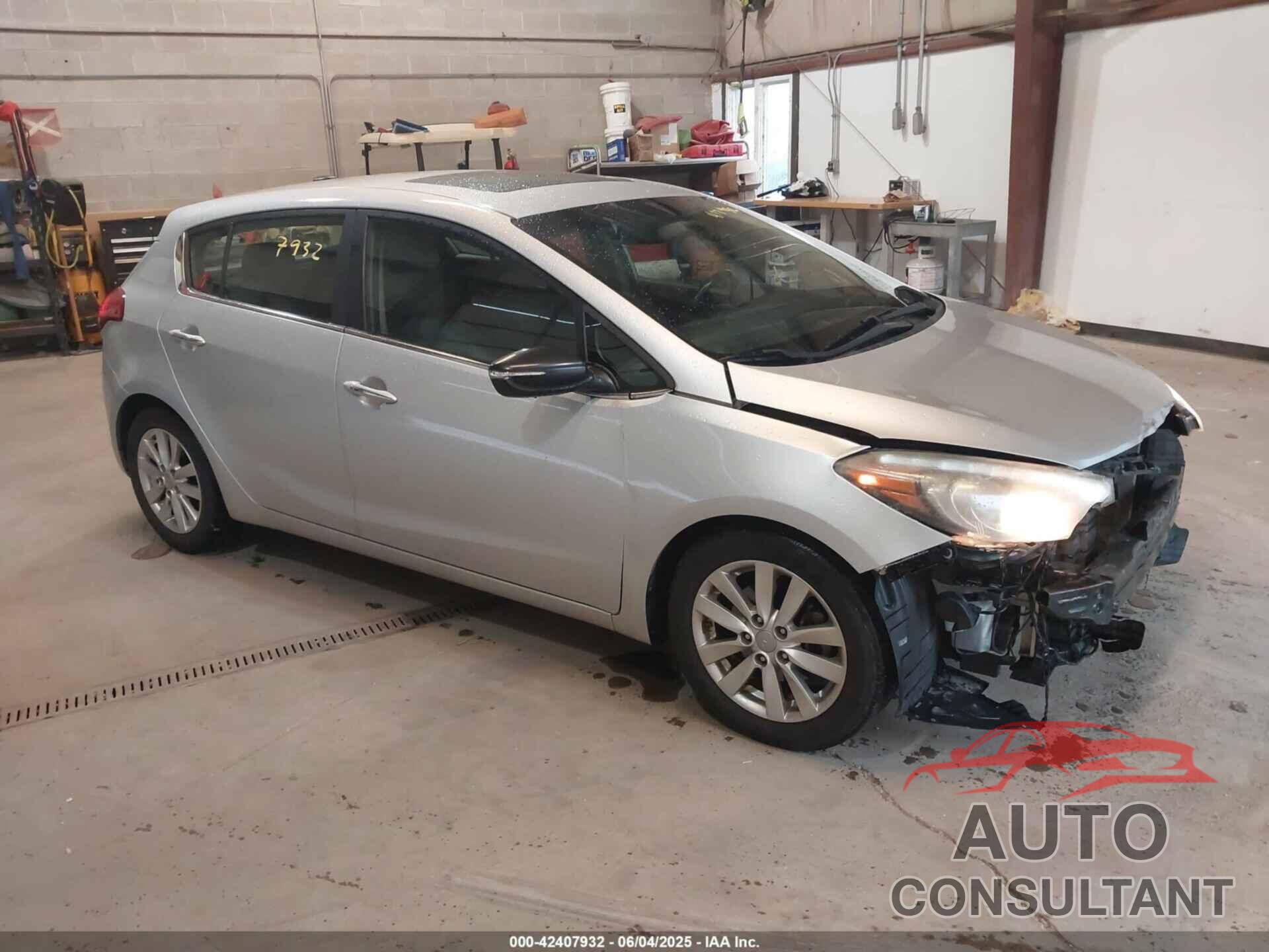 KIA FORTE 2015 - KNAFX5A8XF5335010