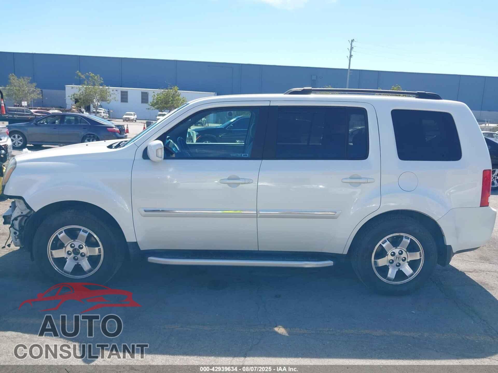 HONDA PILOT 2011 - 5FNYF3H98BB034357