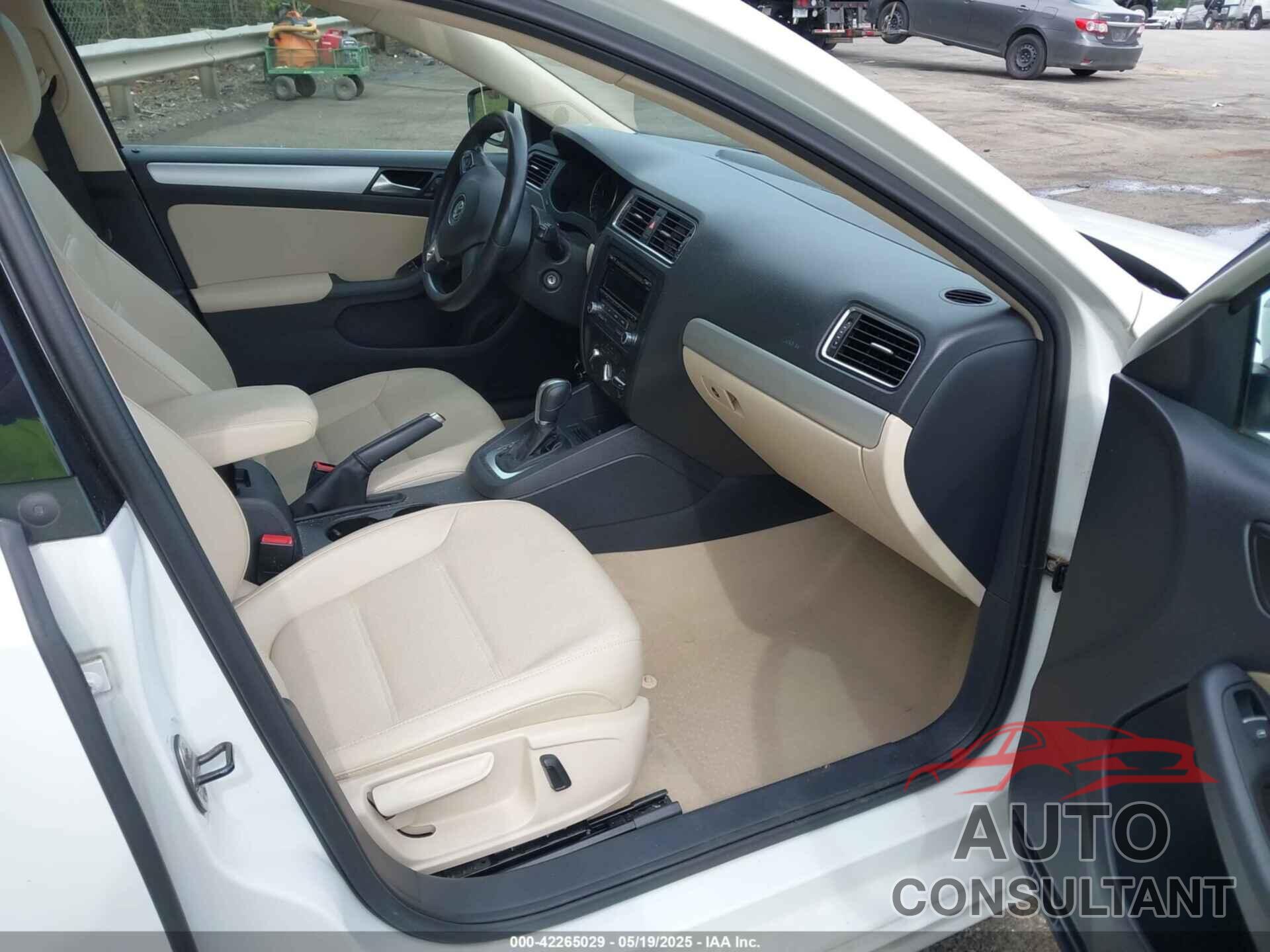 VOLKSWAGEN JETTA 2014 - 3VWD07AJ8EM407289