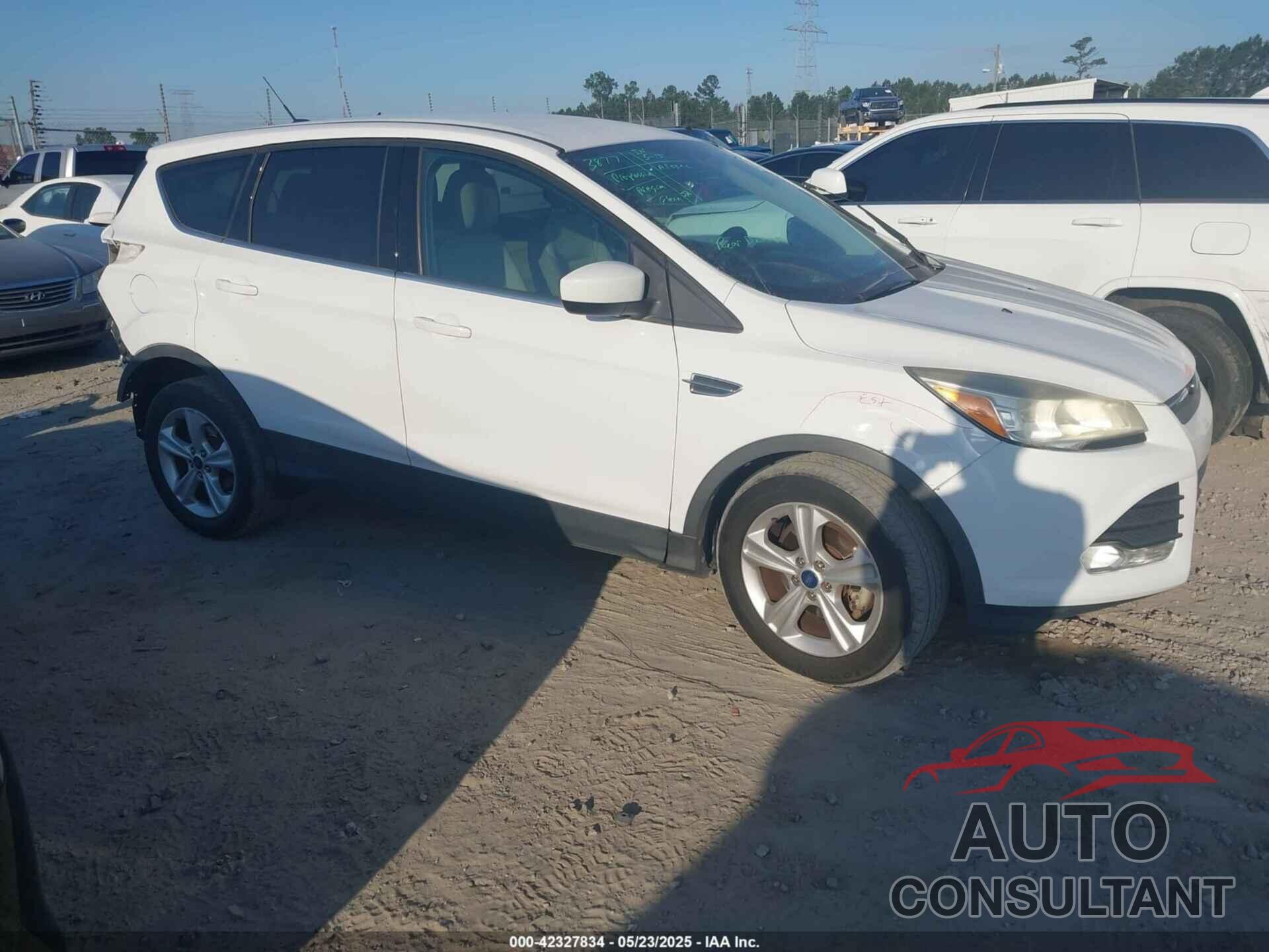 FORD ESCAPE 2014 - 1FMCU0GX1EUA89352