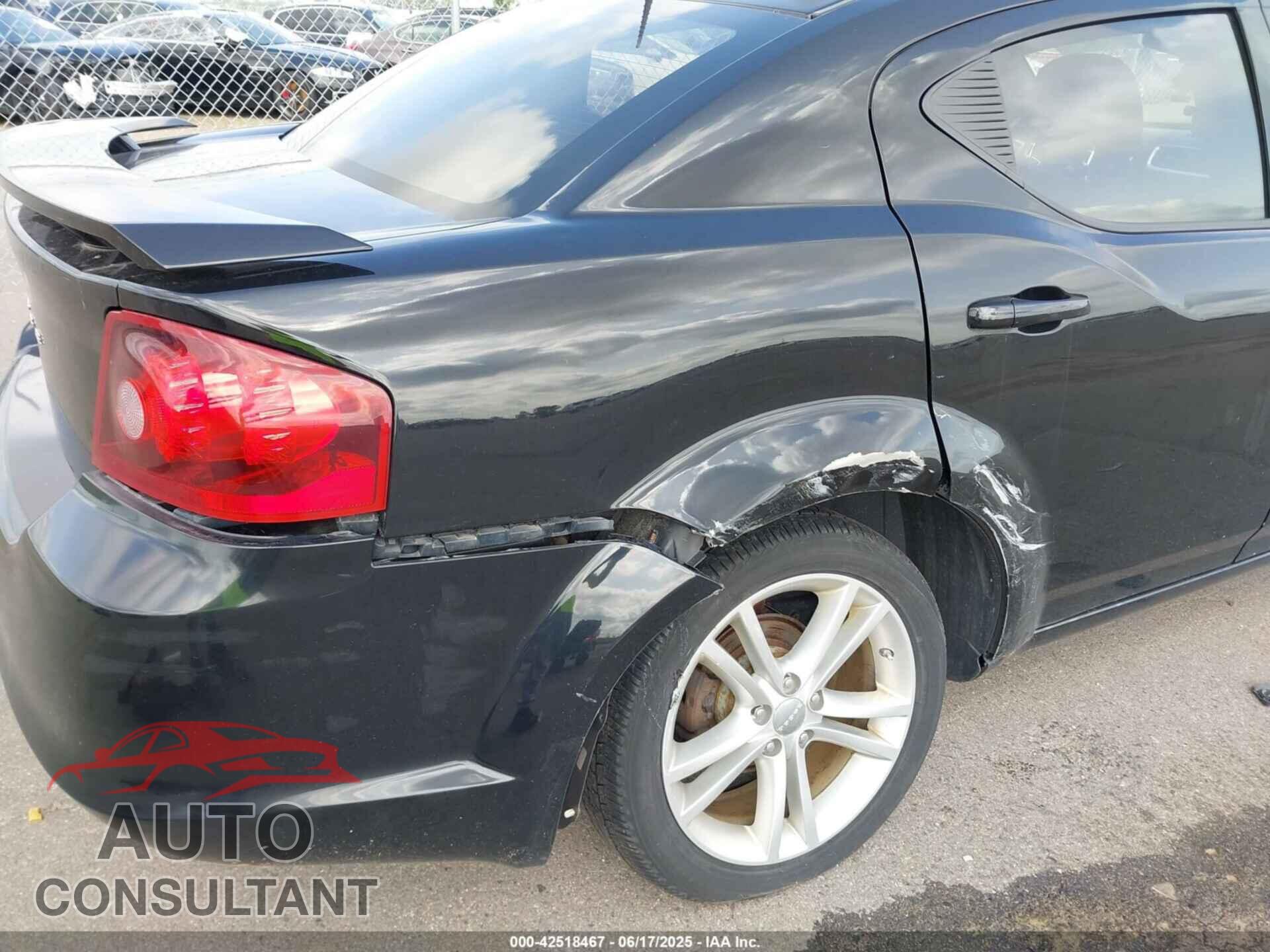DODGE AVENGER 2011 - 1B3BD1FG9BN593775