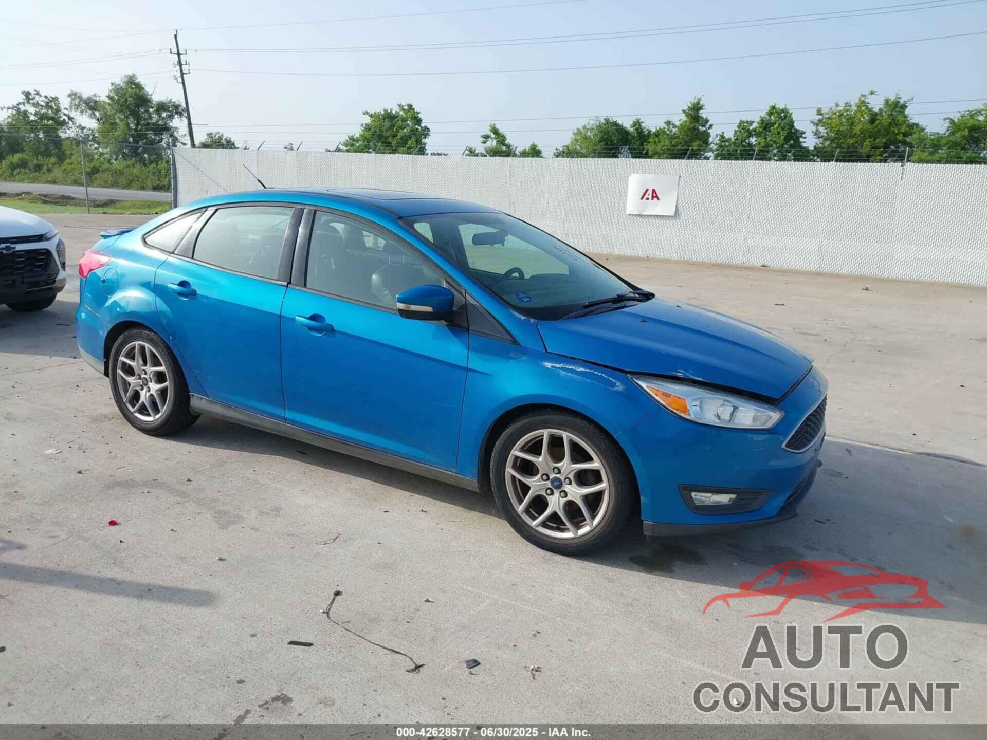 FORD FOCUS 2015 - 1FADP3F21FL326927