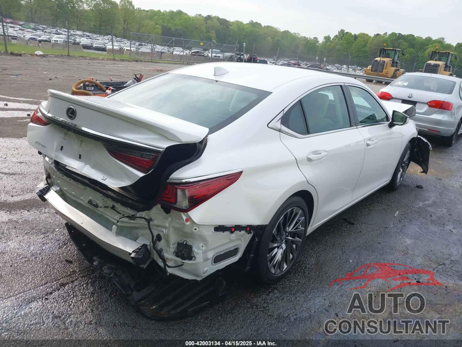LEXUS ES 300H 2024 - 58AFA1C11RU045086