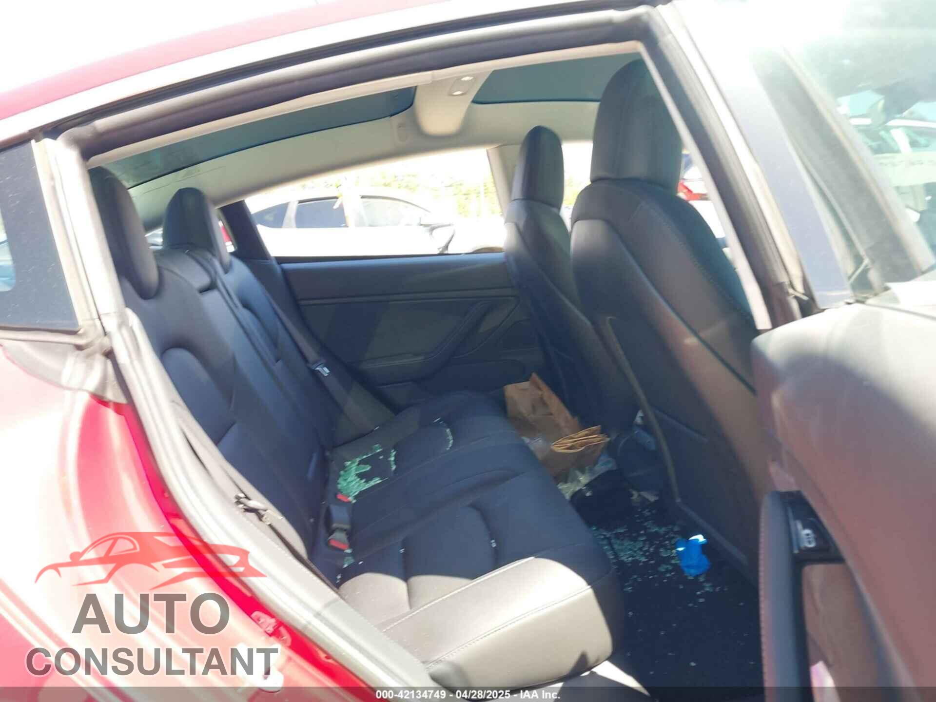 TESLA MODEL 3 2018 - 5YJ3E1EB3JF087779