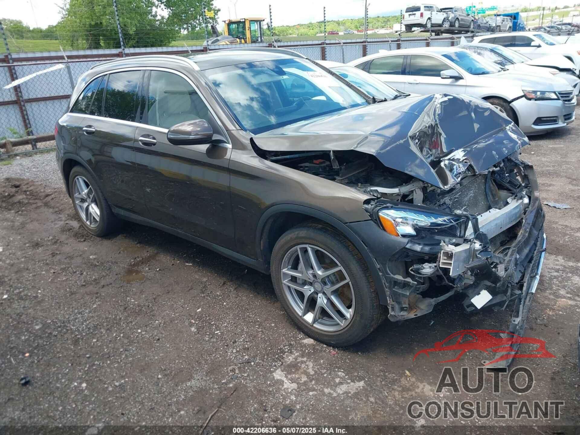 MERCEDES-BENZ GLC 300 2016 - WDC0G4KB6GF070797