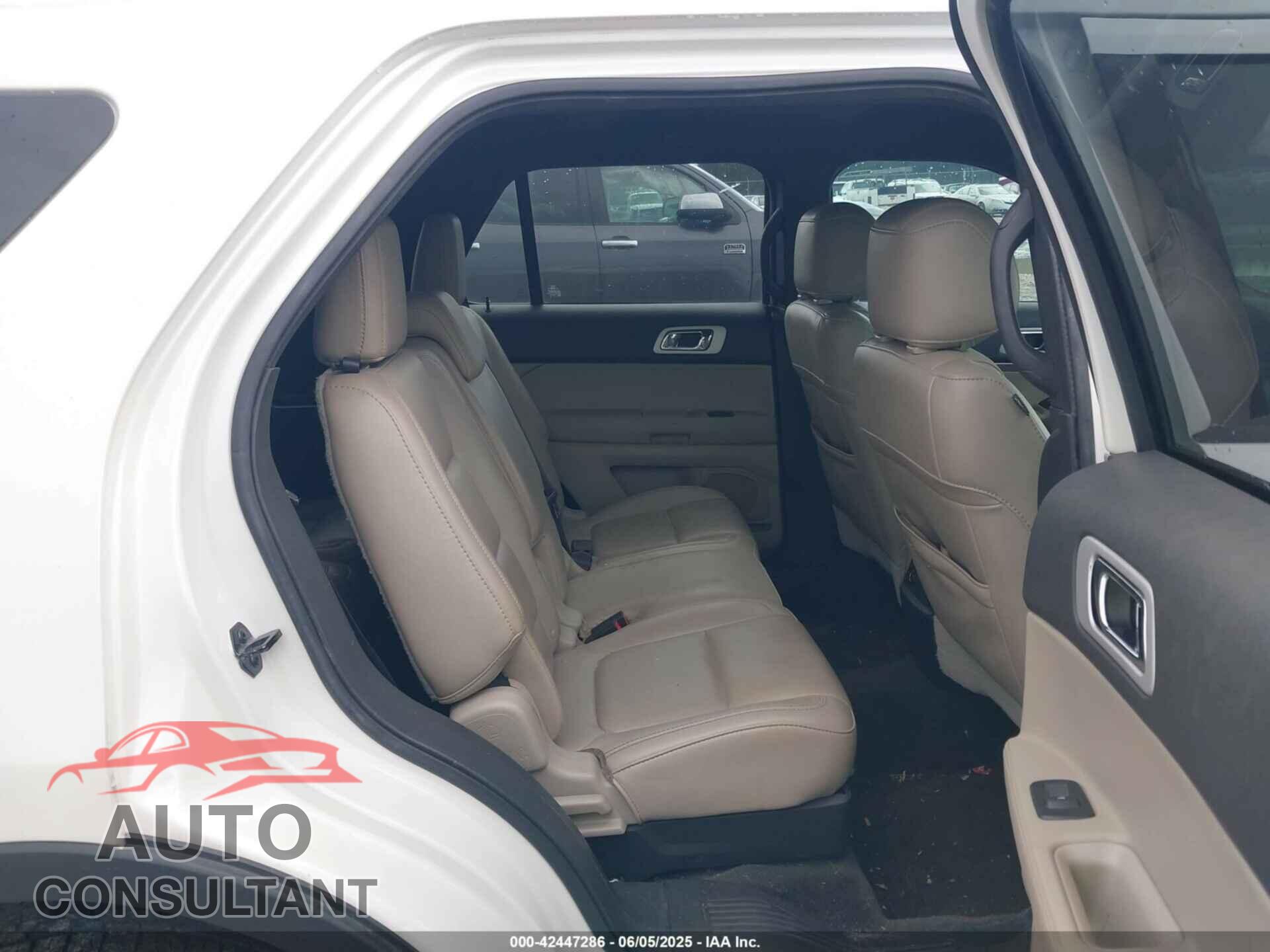 FORD EXPLORER 2015 - 1FM5K7D88FGB22240