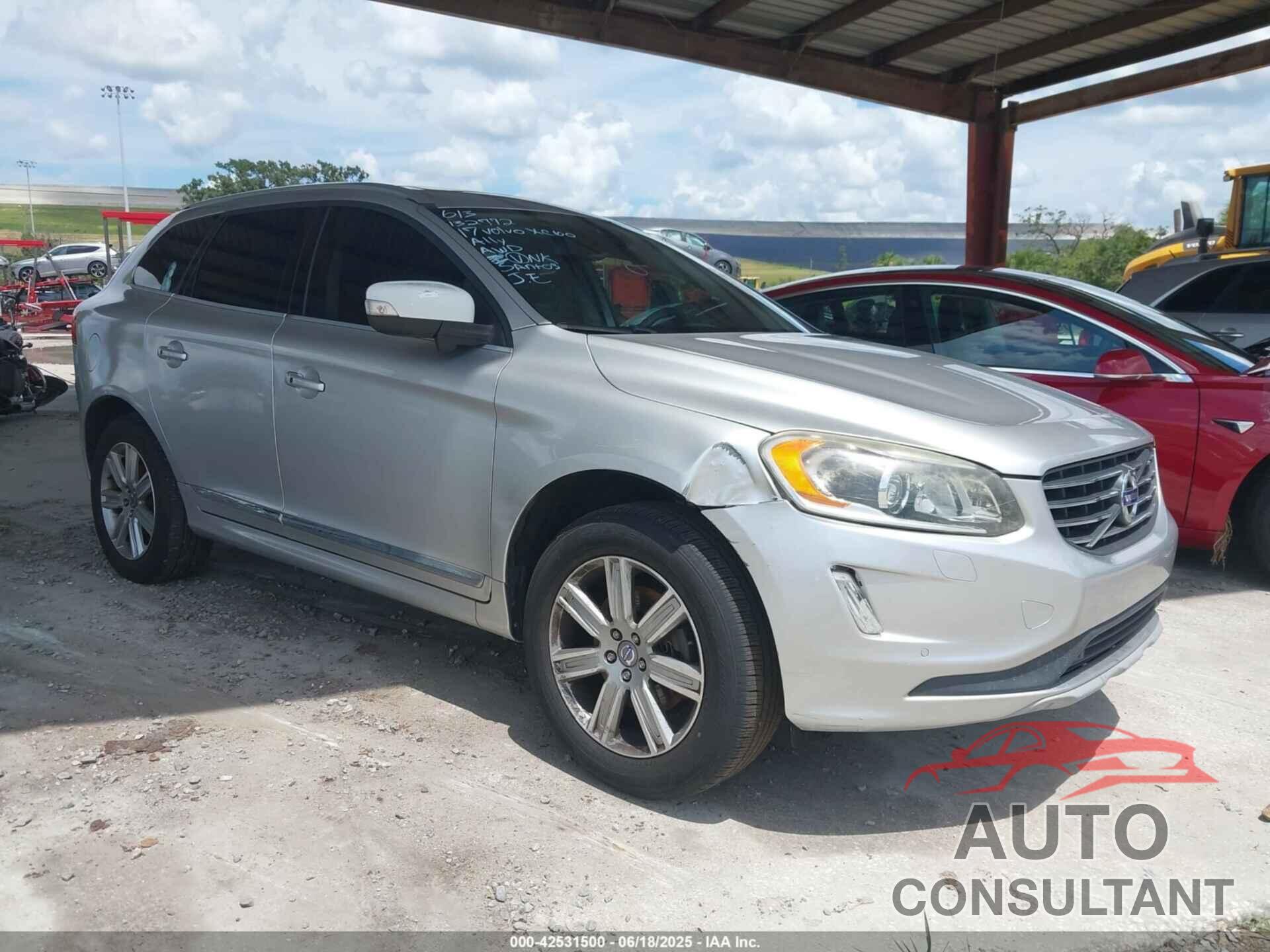 VOLVO XC60 2017 - YV440MDU5H2132772