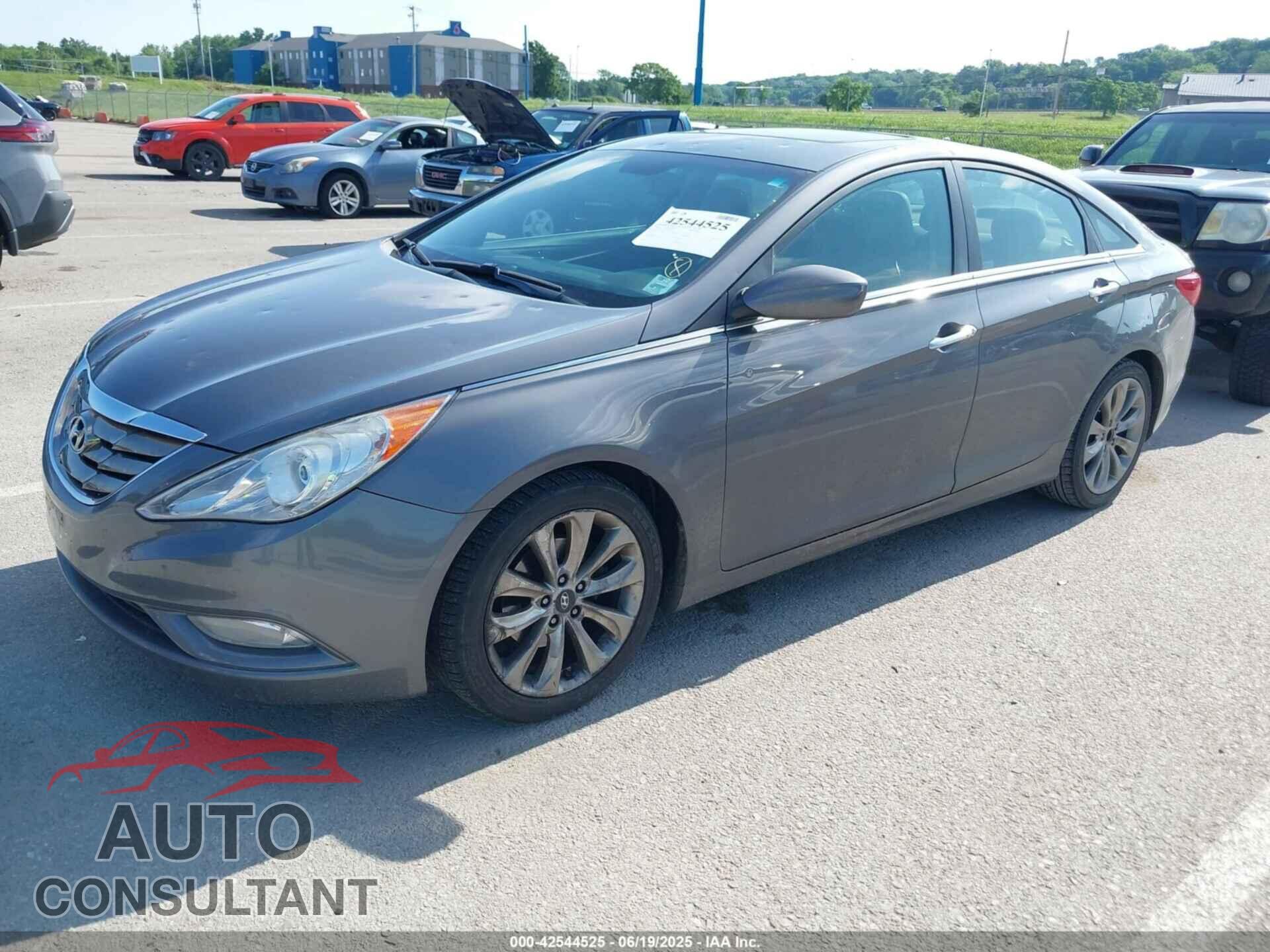 HYUNDAI SONATA 2011 - 5NPEC4ACXBH270033