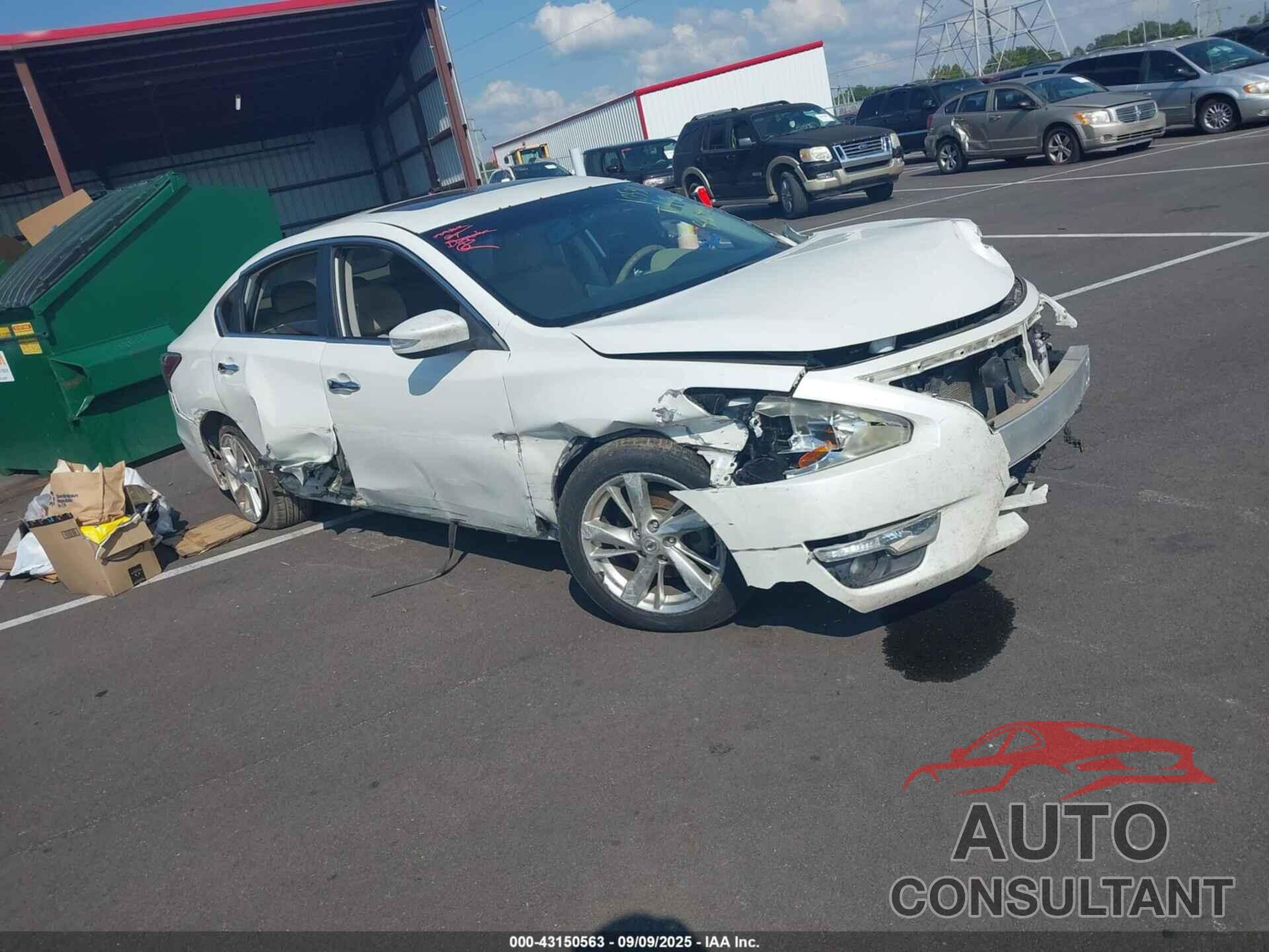 NISSAN ALTIMA 2014 - 1N4AL3AP3EN368021