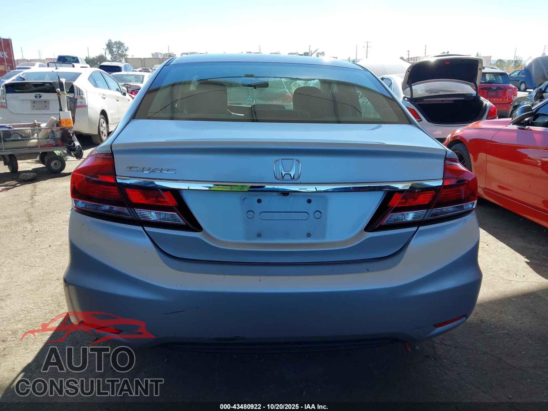 HONDA CIVIC 2013 - 19XFB2F55DE208505