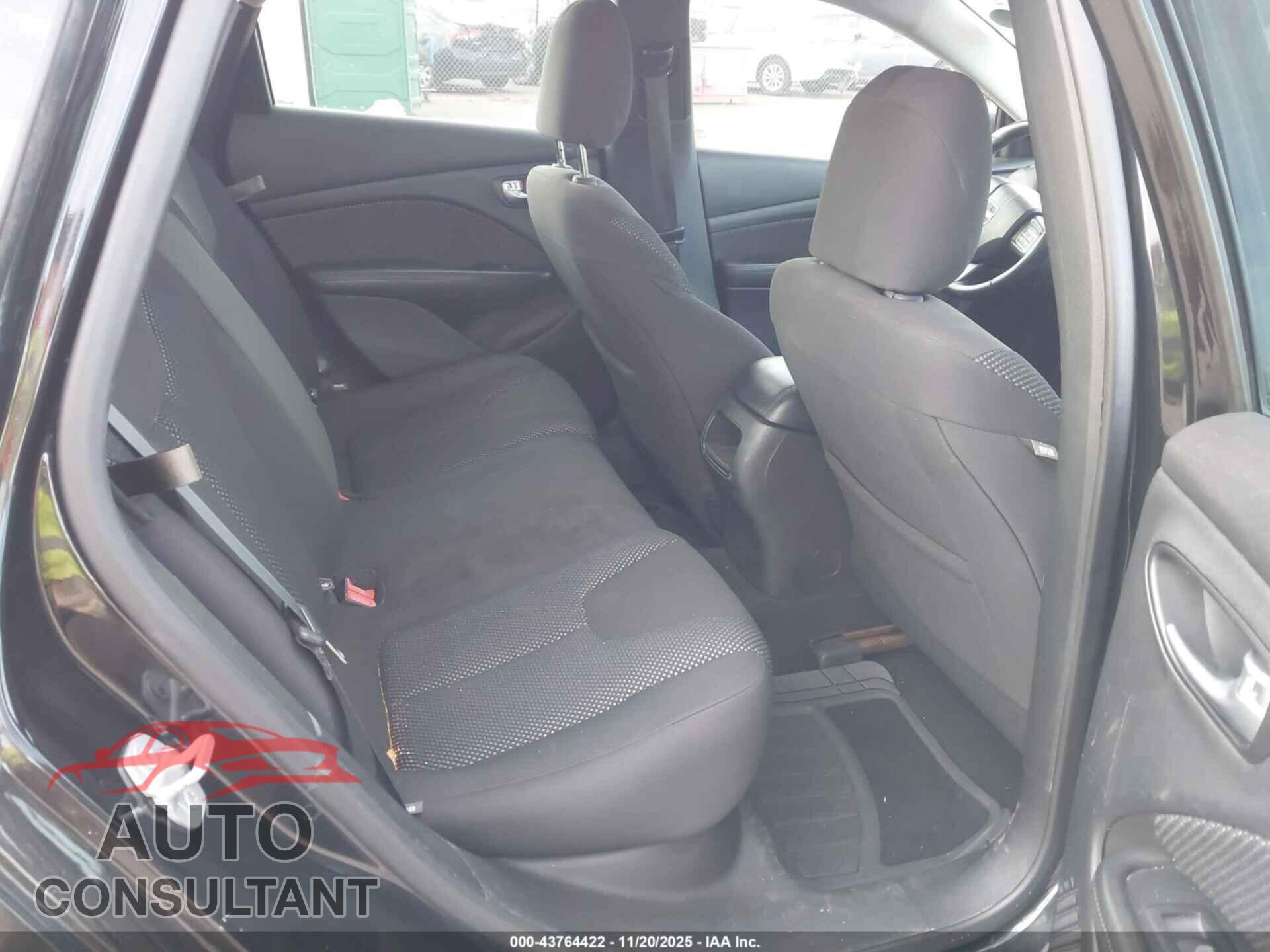 DODGE DART 2015 - 1C3CDFAA7FD337105