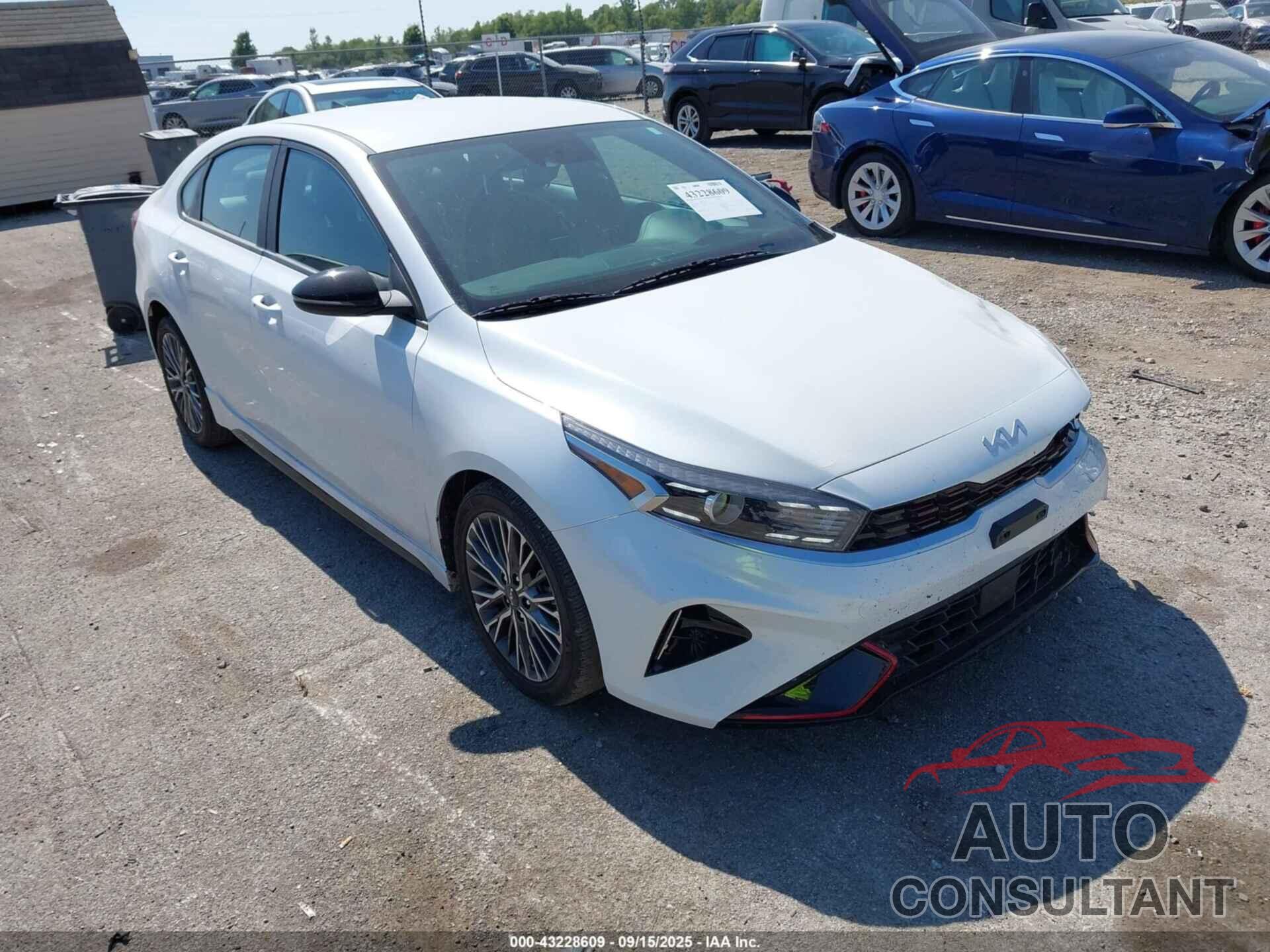 KIA FORTE 2024 - 3KPF54AD2RE823635