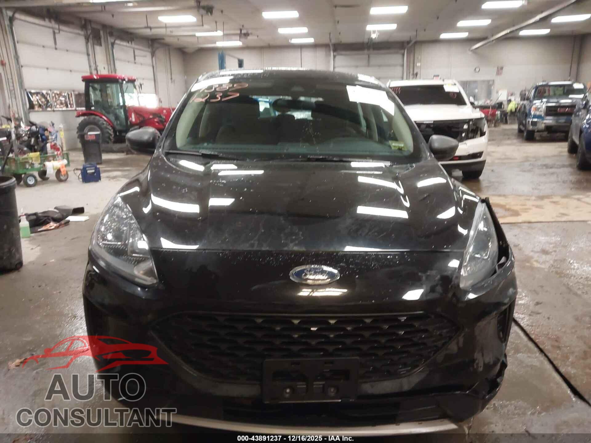 FORD ESCAPE 2020 - 1FMCU9F65LUA43761