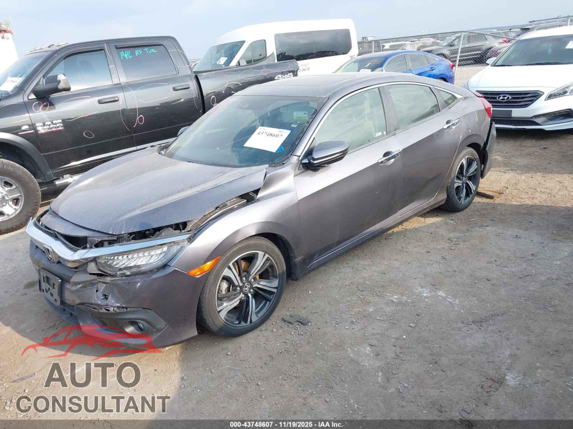HONDA CIVIC 2018 - JHMFC1F96JX043326