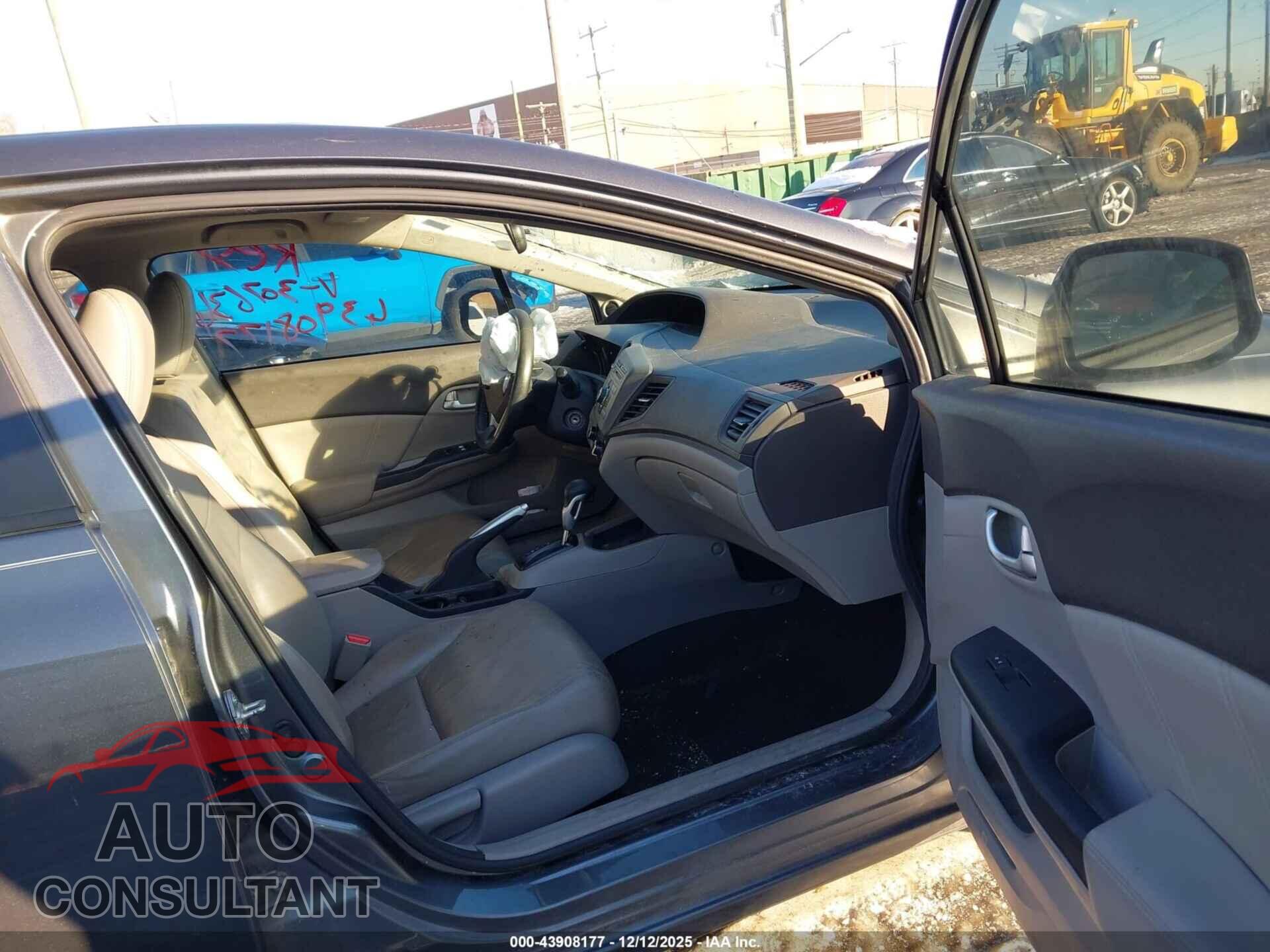 HONDA CIVIC 2012 - 2HGFB2F98CH307634