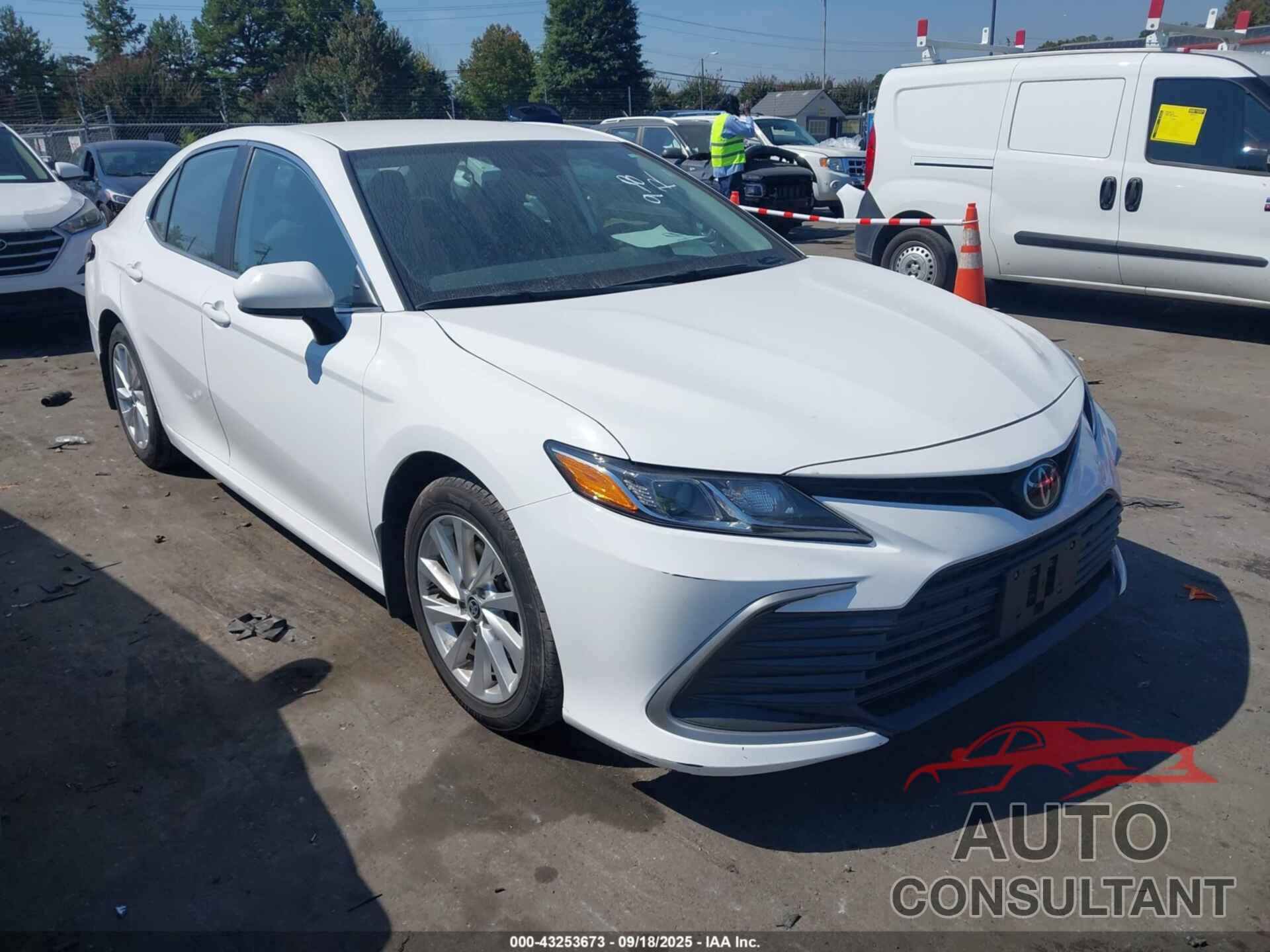 TOYOTA CAMRY 2023 - 4T1C11AK6PU185170